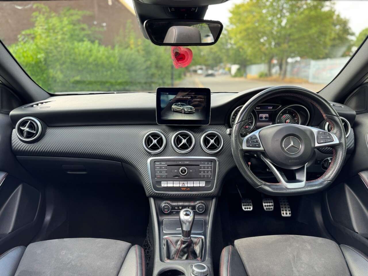 2016 MERCEDES-BENZ A CLASS 2016 MERCEDES-BENZ A CLASS