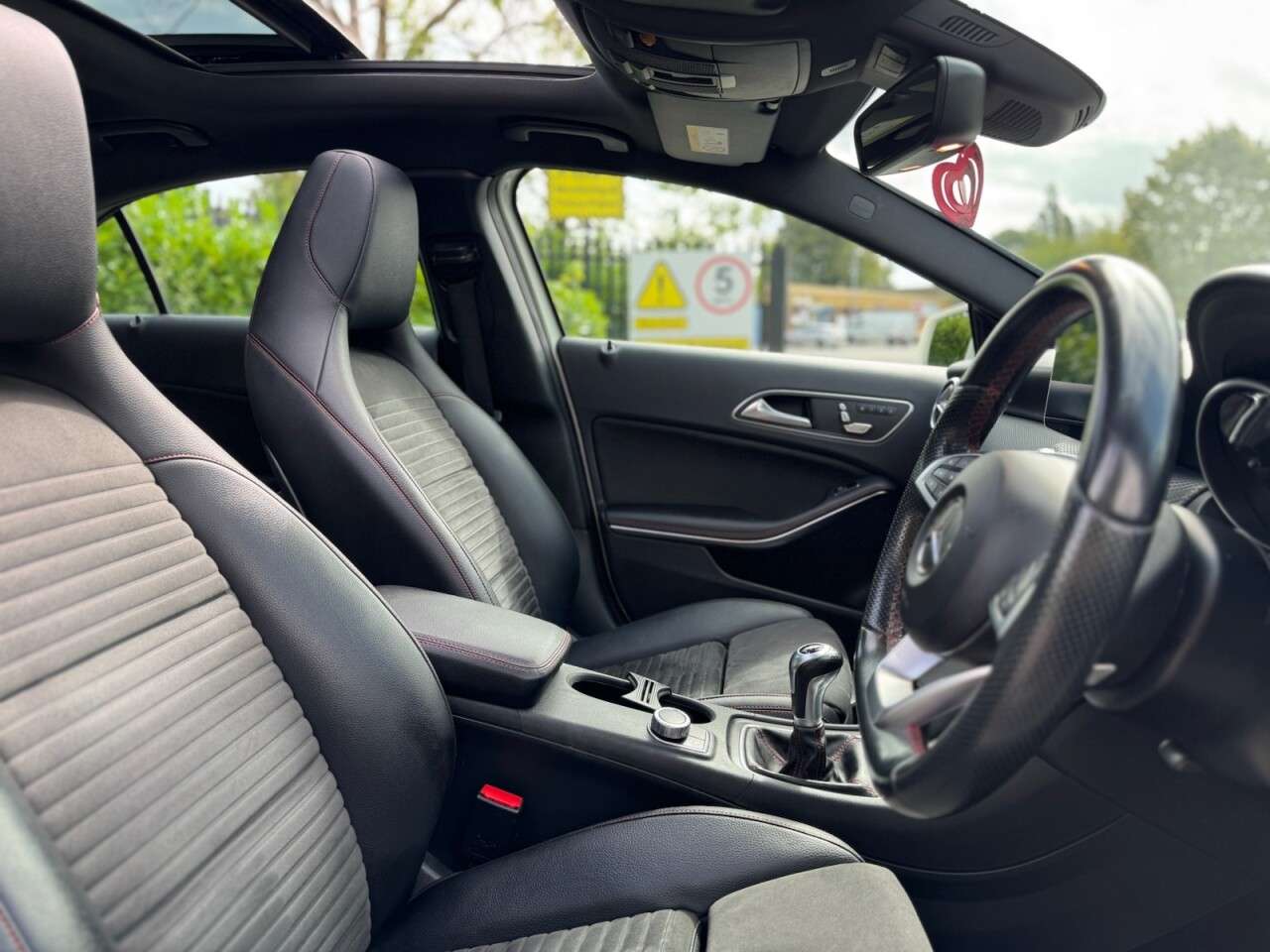 2016 MERCEDES-BENZ A CLASS 2016 MERCEDES-BENZ A CLASS