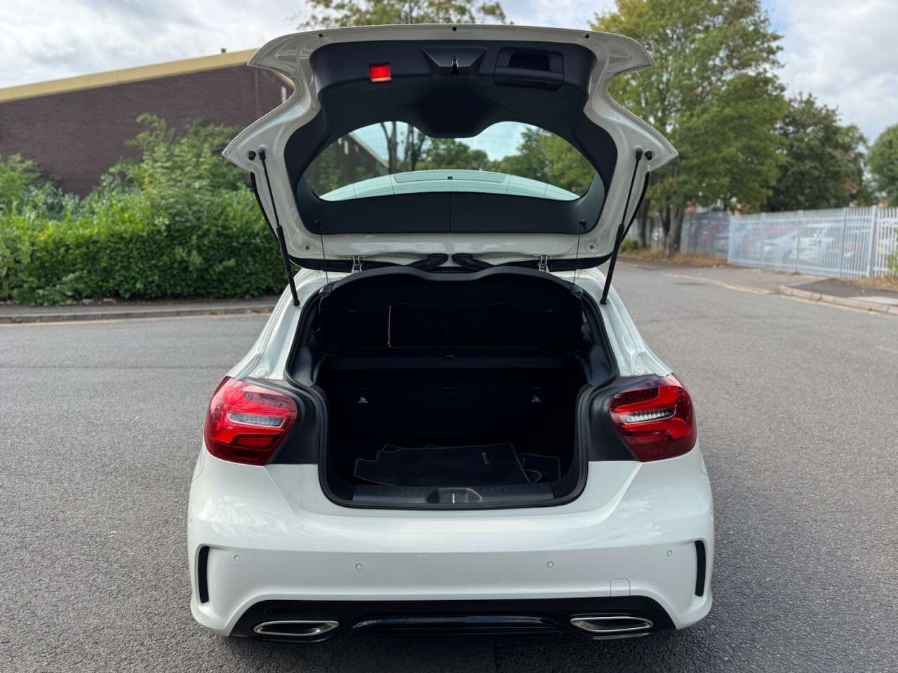 2016 MERCEDES-BENZ A CLASS 2016 MERCEDES-BENZ A CLASS