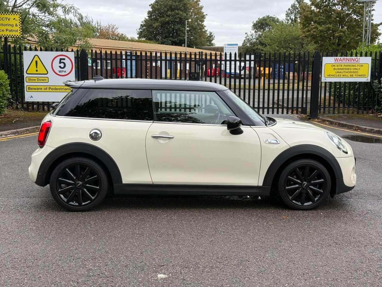 2018 MINI HATCH 2018 MINI HATCH