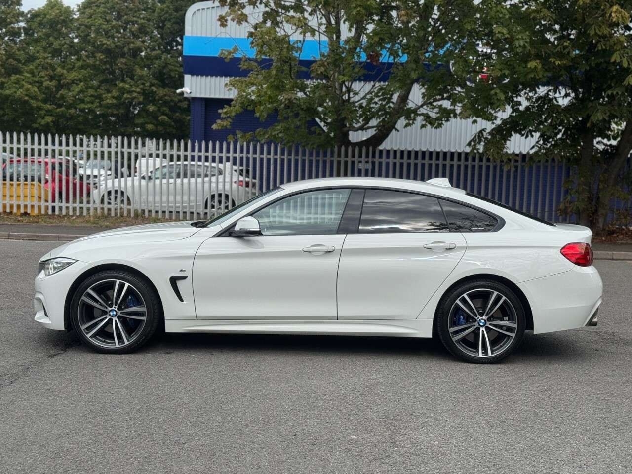 A 2017 BMW 4 SERIES GRAN COUPE 2.0 420d M Sport Hatchback 5dr Diesel Auto xDrive Euro 6 (s/s) (190 ps) A 2017 BMW 4 SERIES GRAN COUPE 2.0 420d M Sport Hatchback 5dr Diesel Auto xDrive Euro 6 (s/s) (190 ps)
