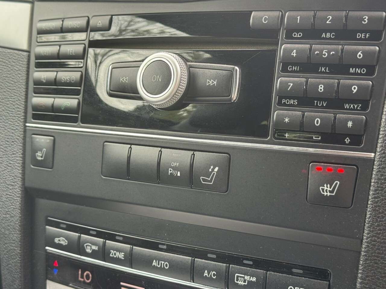 2010 MERCEDES-BENZ E CLASS 2010 MERCEDES-BENZ E CLASS