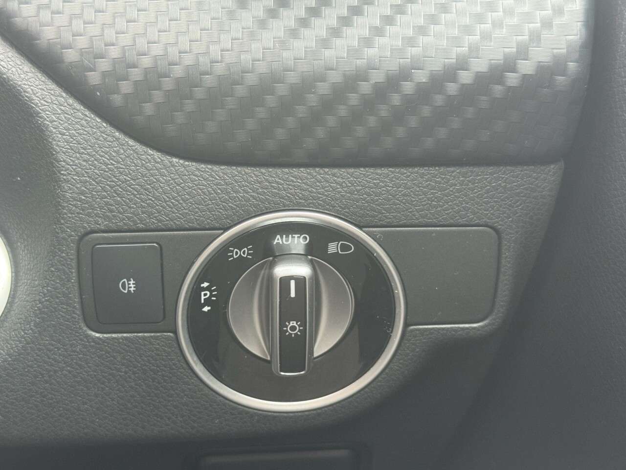 2016 MERCEDES-BENZ A CLASS 2016 MERCEDES-BENZ A CLASS
