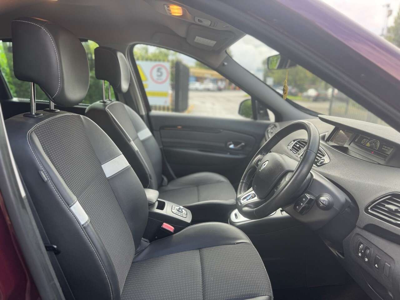2014 RENAULT GRAND SCENIC 2014 RENAULT GRAND SCENIC