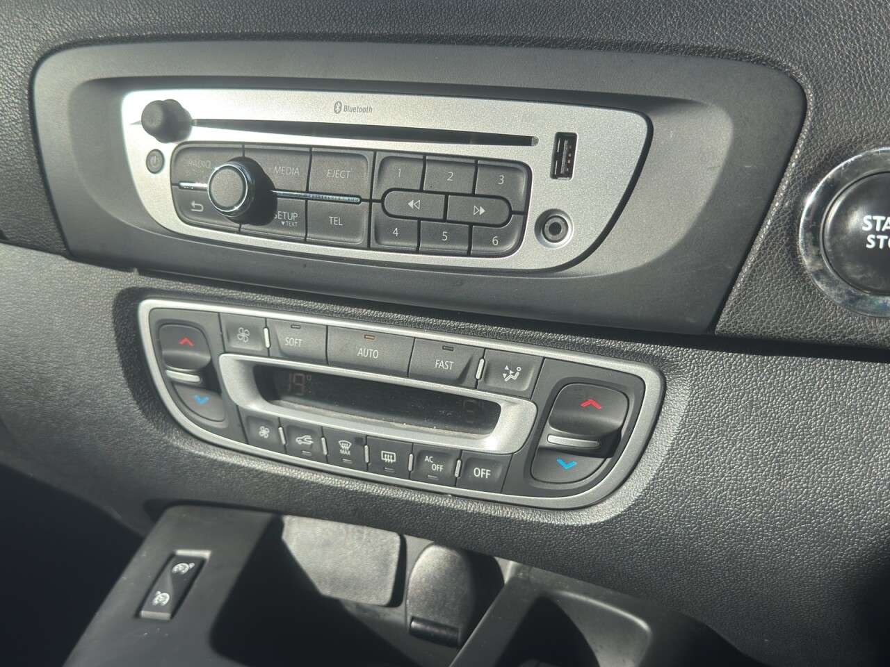 2014 RENAULT GRAND SCENIC 2014 RENAULT GRAND SCENIC