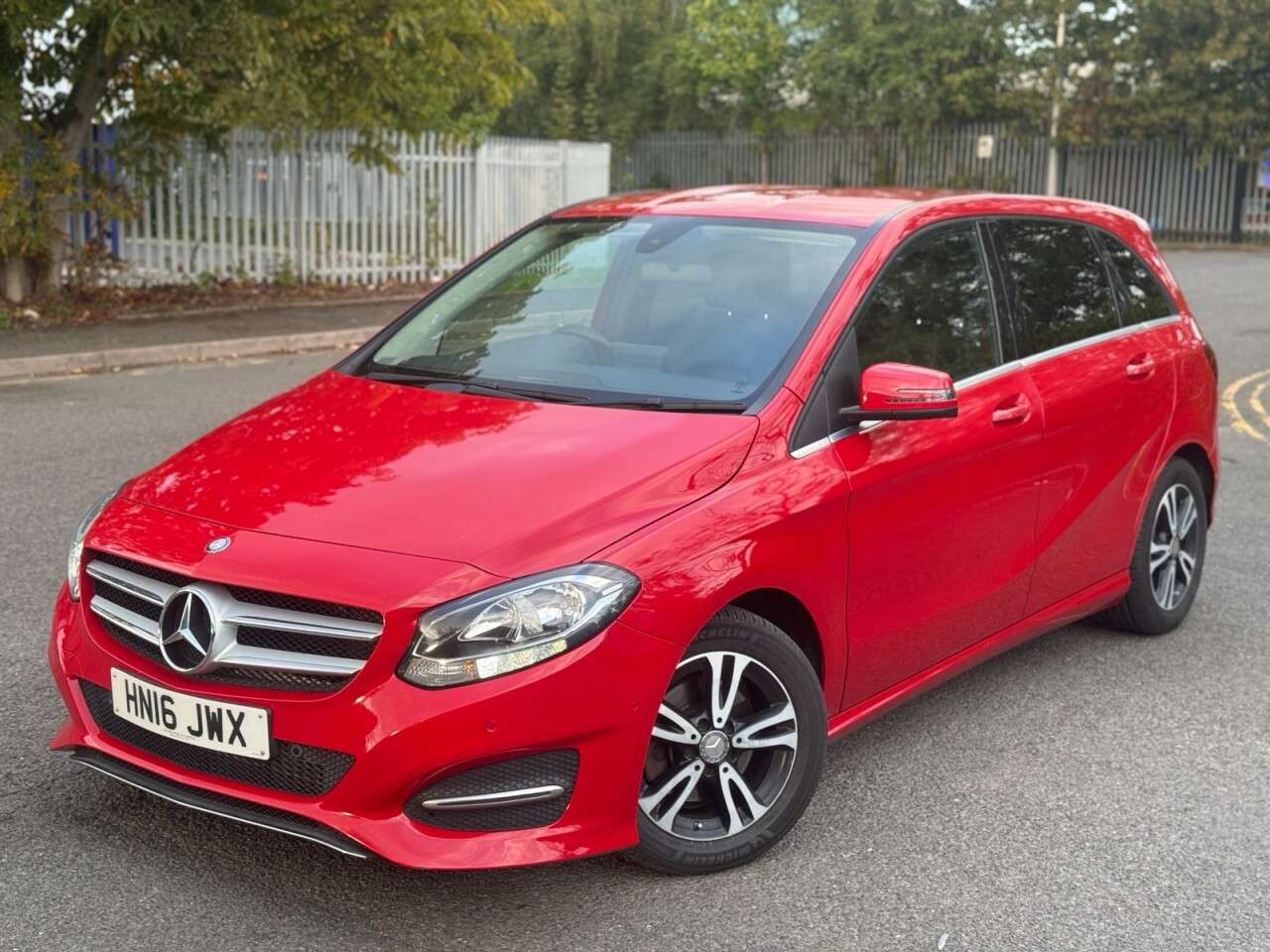 A 2016 MERCEDES-BENZ B CLASS 1.6 B180 SE (Executive) MPV 5dr Petrol 7G-DCT Euro 6 (s/s) (122 ps) A 2016 MERCEDES-BENZ B CLASS 1.6 B180 SE (Executive) MPV 5dr Petrol 7G-DCT Euro 6 (s/s) (122 ps)
