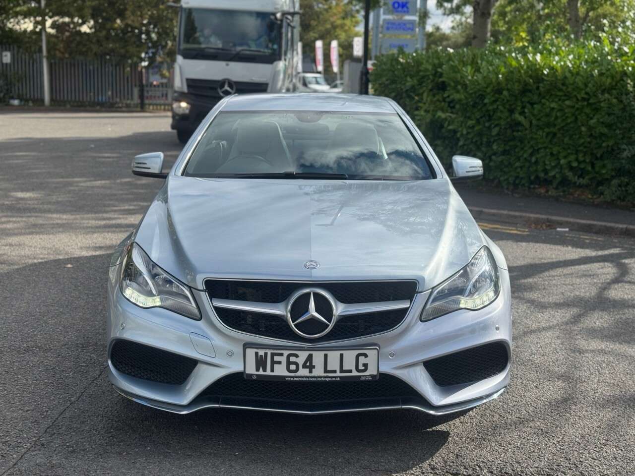 A 2015 MERCEDES-BENZ E CLASS 2.1 E220d BlueTEC AMG Line Coupe 2dr Diesel G-Tronic+ Euro 6 (s/s) (177 ps) A 2015 MERCEDES-BENZ E CLASS 2.1 E220d BlueTEC AMG Line Coupe 2dr Diesel G-Tronic+ Euro 6 (s/s) (177 ps)