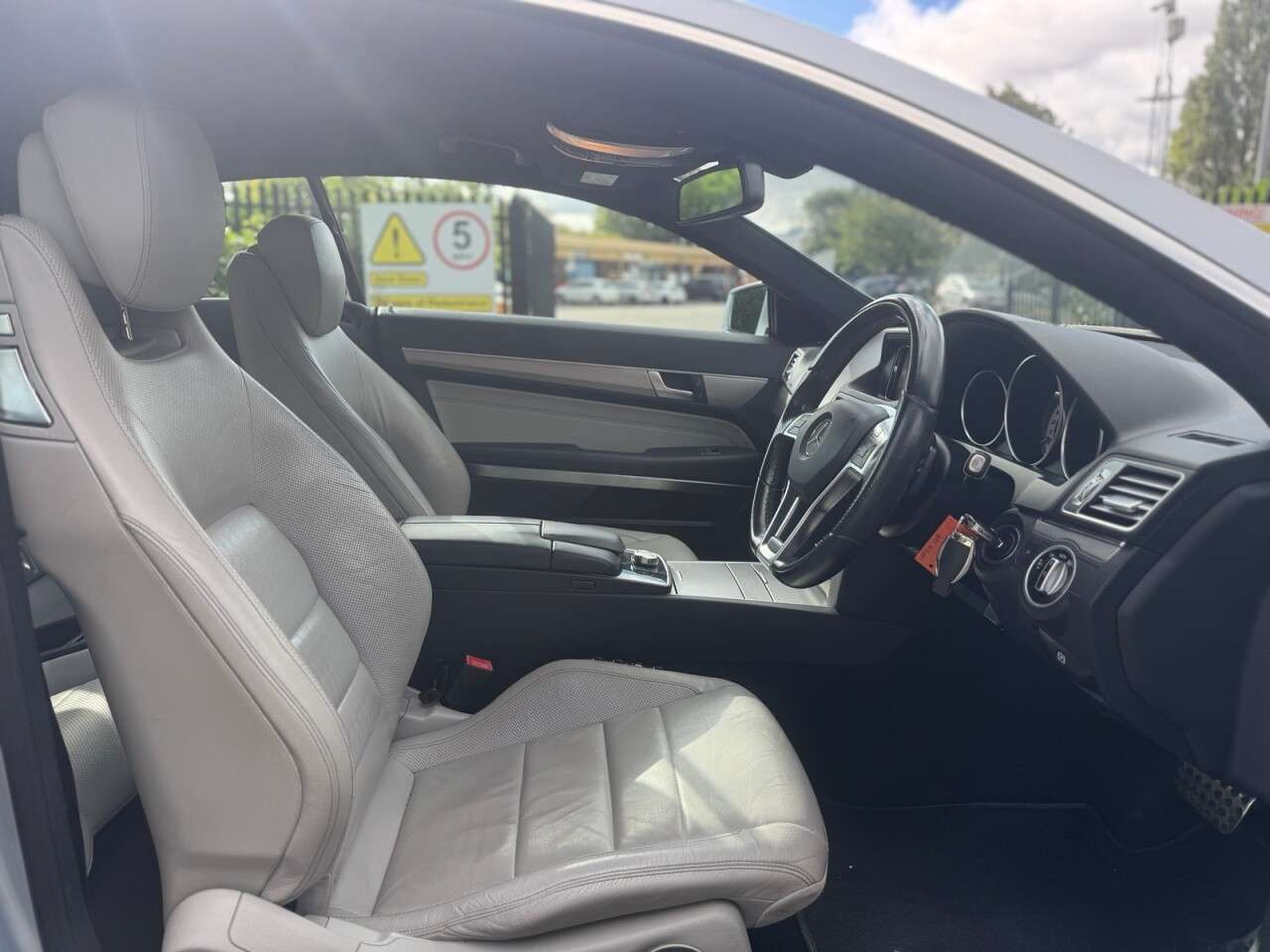 2015 MERCEDES-BENZ E CLASS 2015 MERCEDES-BENZ E CLASS