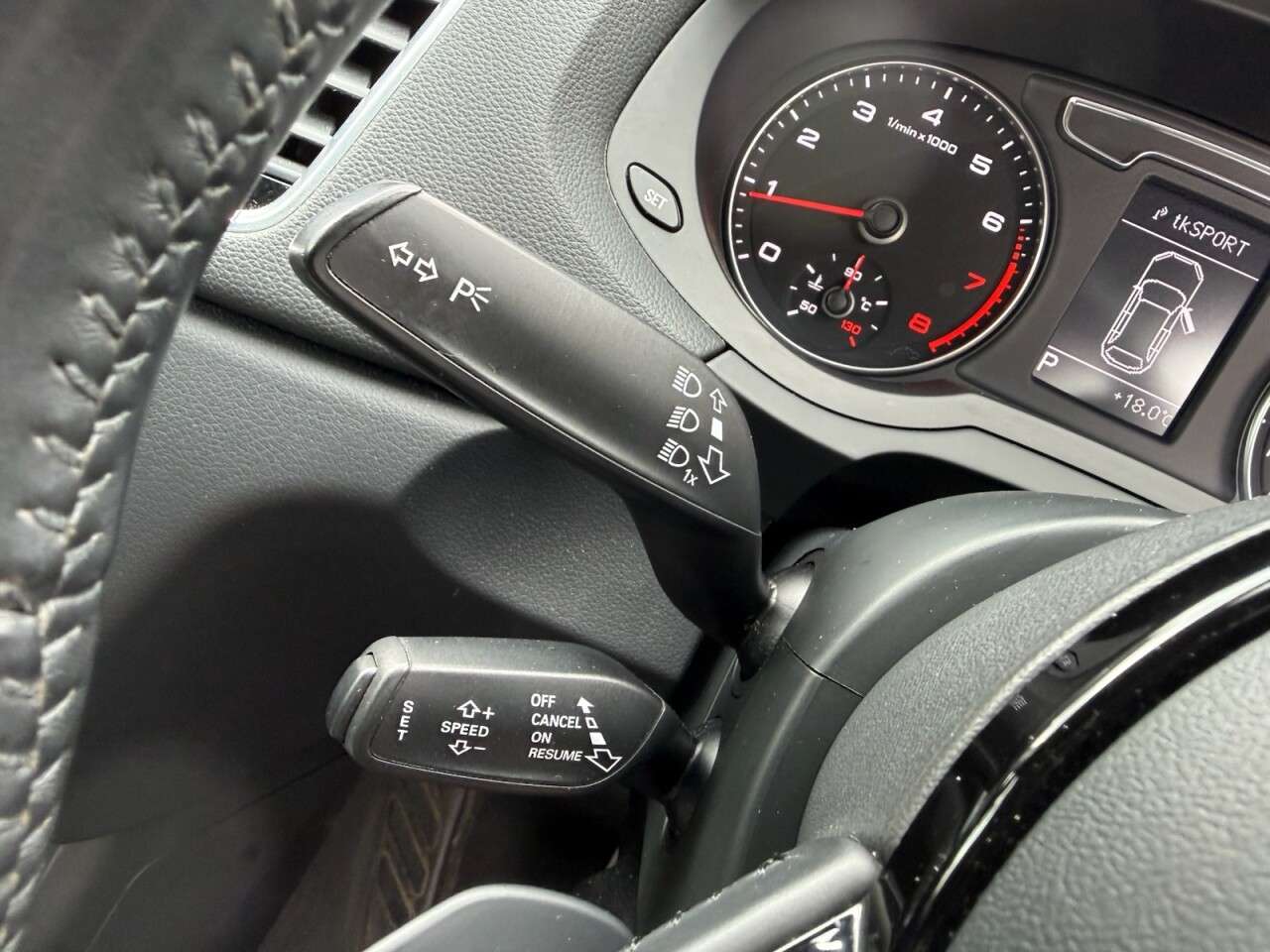 2015 AUDI Q3 2015 AUDI Q3