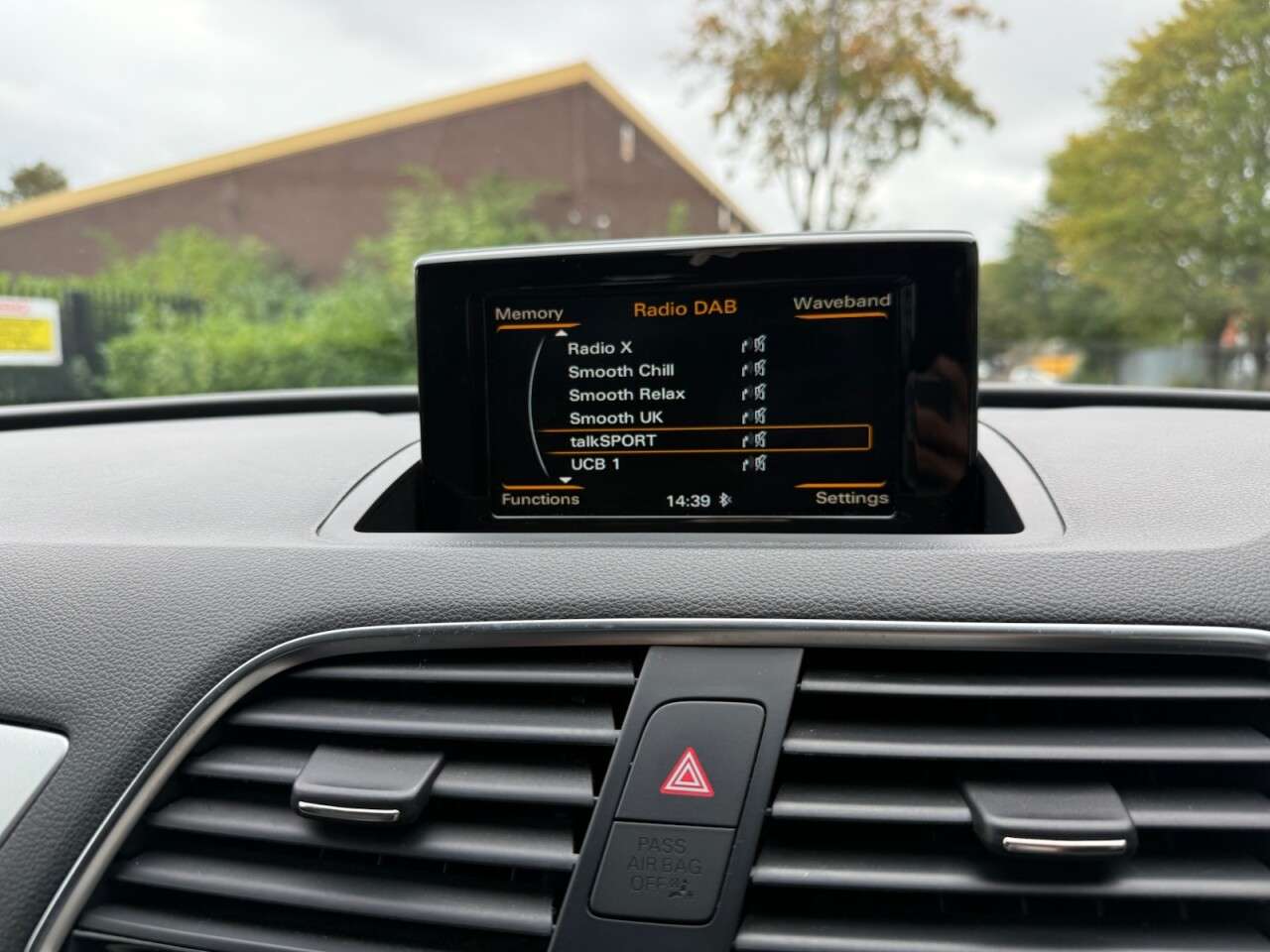 2015 AUDI Q3 2015 AUDI Q3