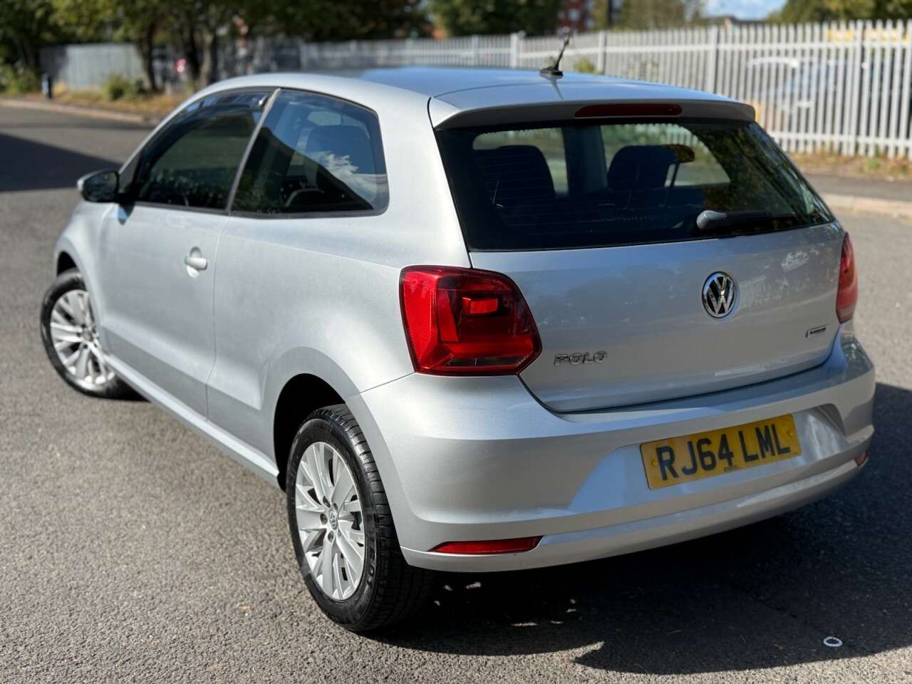 2014 VOLKSWAGEN POLO 2014 VOLKSWAGEN POLO