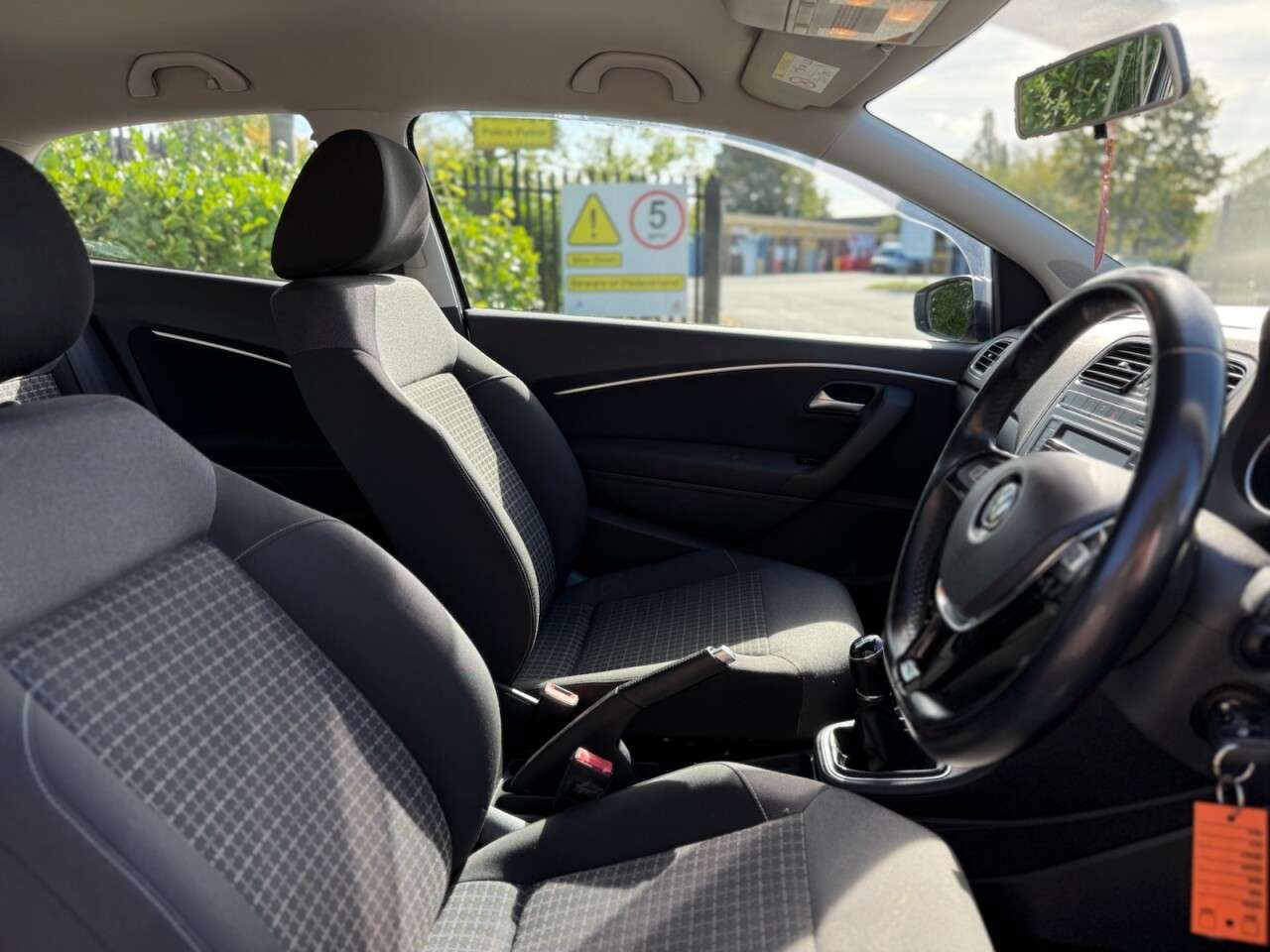 2014 VOLKSWAGEN POLO 2014 VOLKSWAGEN POLO