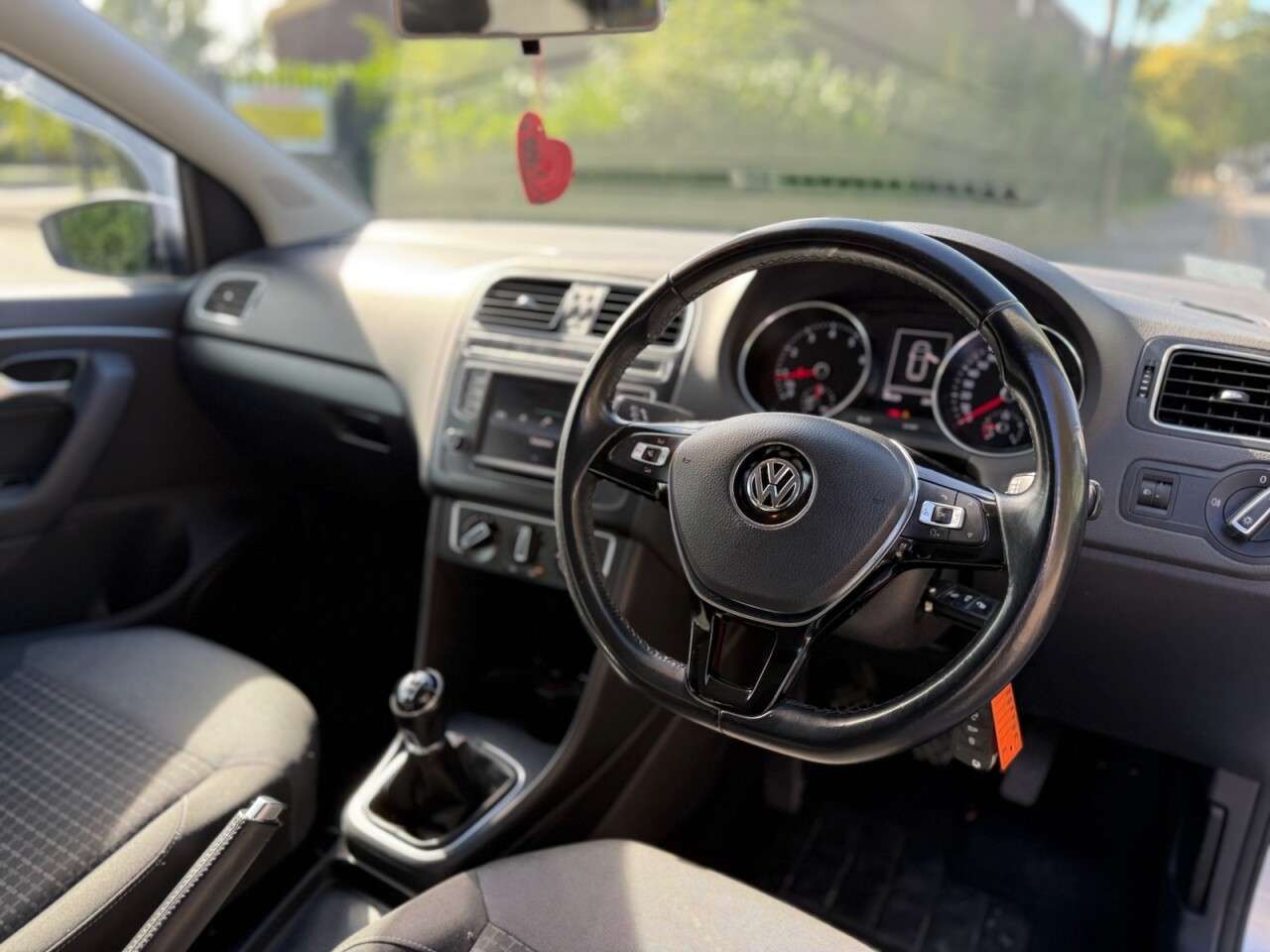 2014 VOLKSWAGEN POLO 2014 VOLKSWAGEN POLO