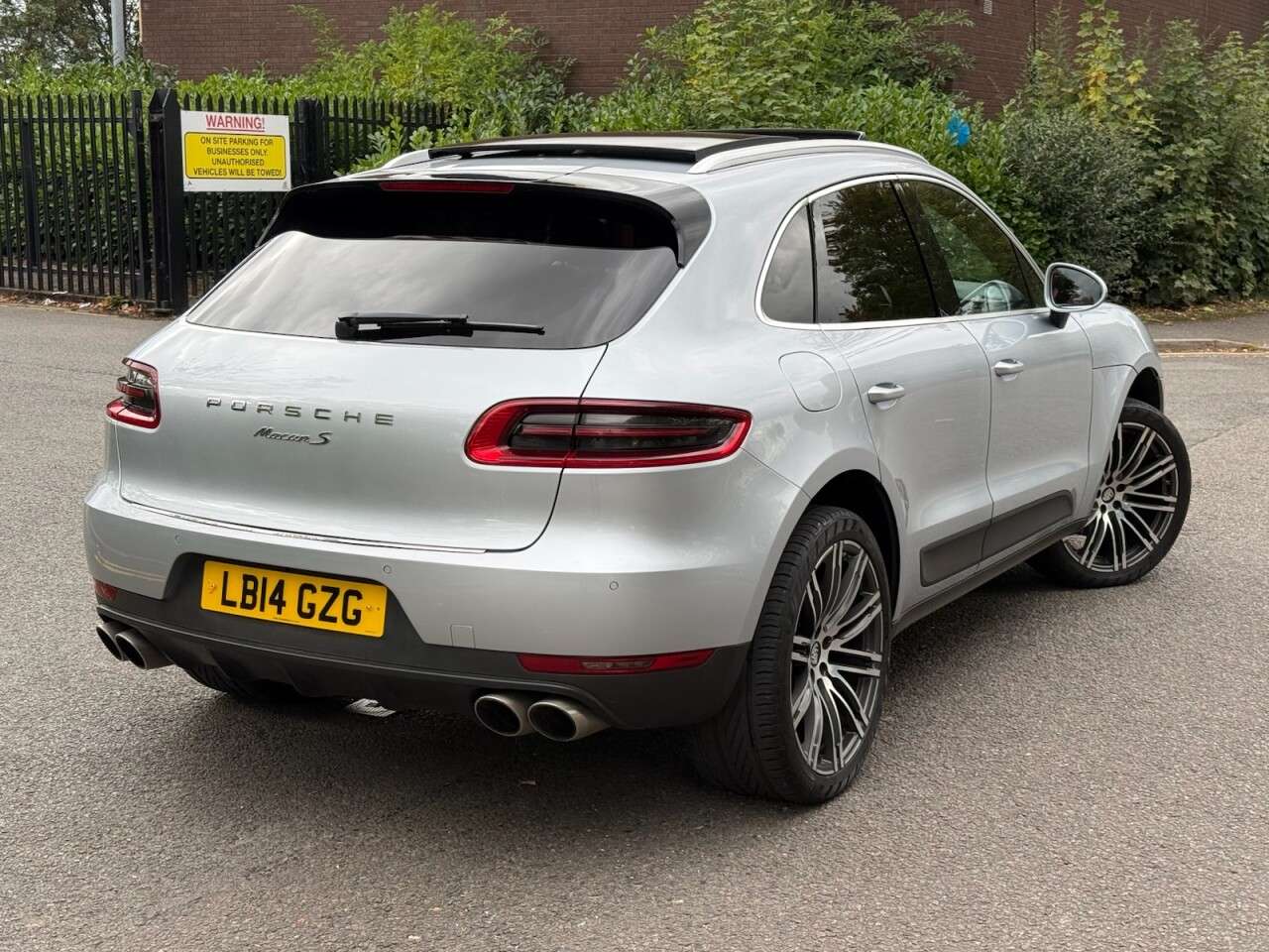 2014 PORSCHE MACAN 2014 PORSCHE MACAN