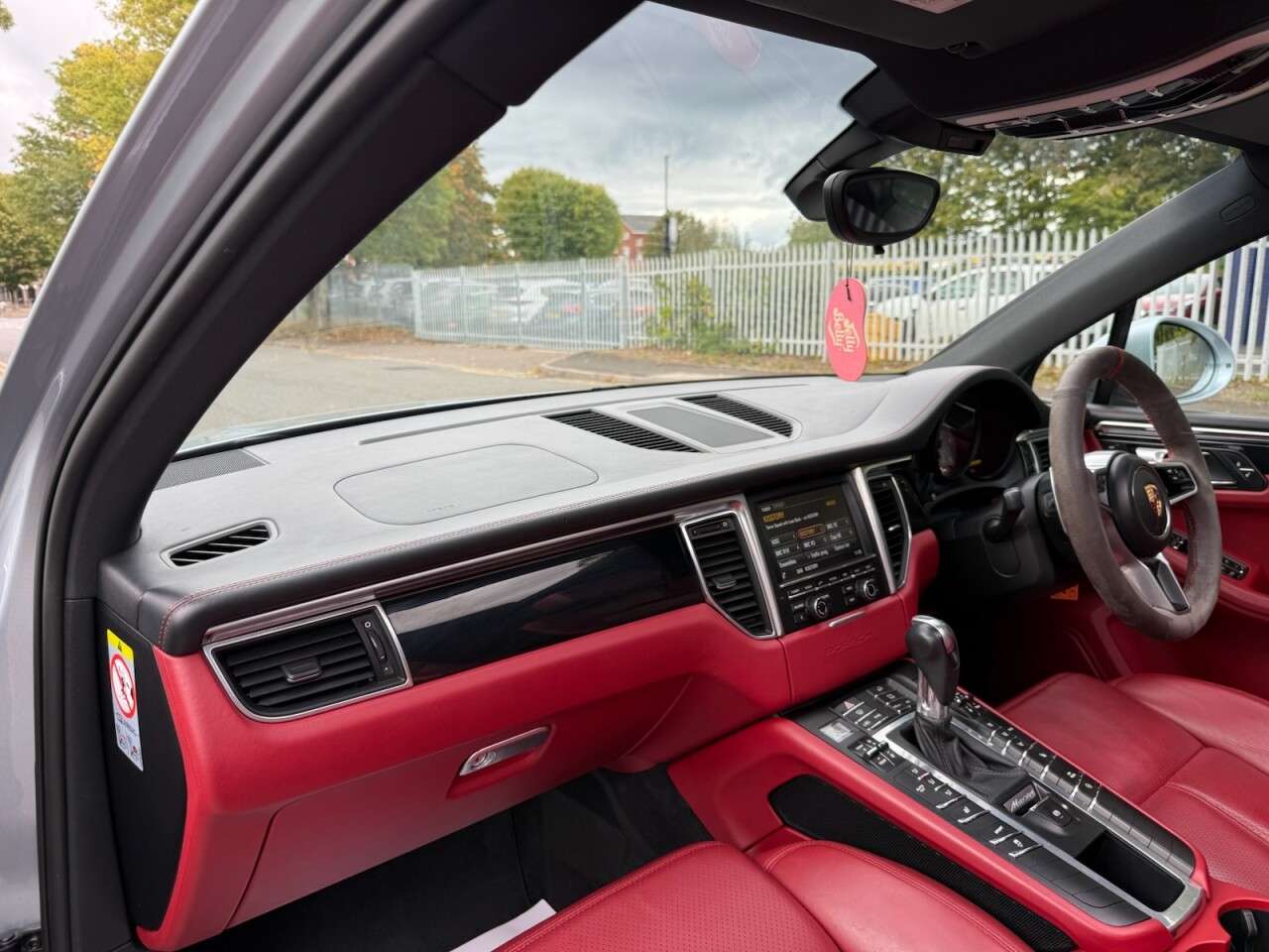 2014 PORSCHE MACAN 2014 PORSCHE MACAN