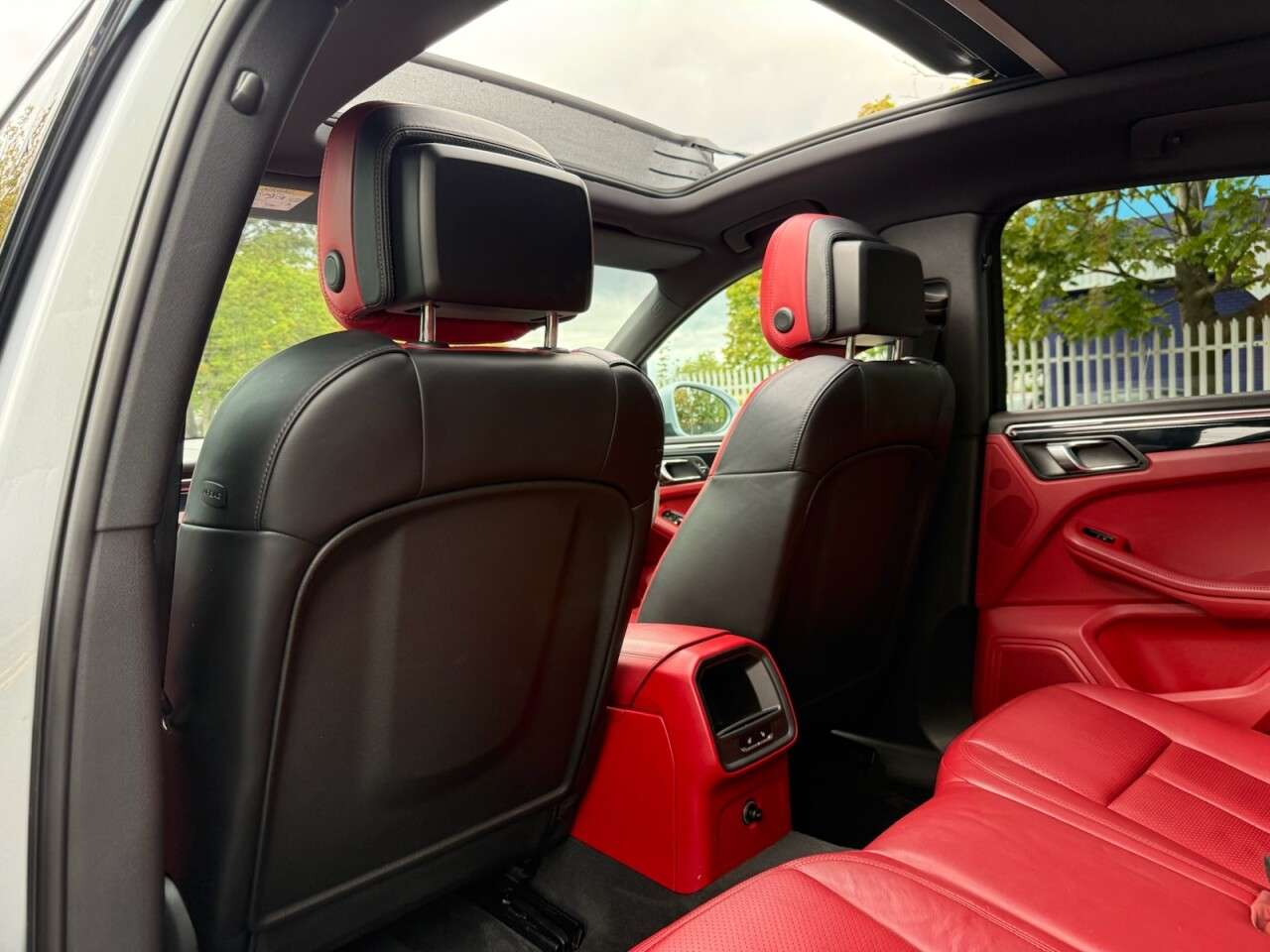 2014 PORSCHE MACAN 2014 PORSCHE MACAN