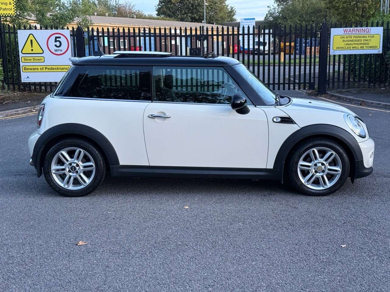 2013 MINI HATCH 2013 MINI HATCH