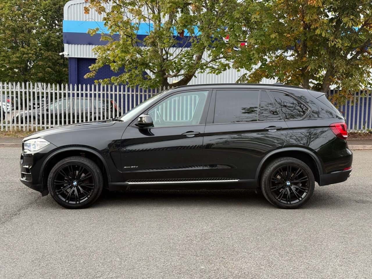 A 2015 BMW X5 3.0 30d SE SUV 5dr Diesel Auto xDrive Euro 6 (s/s) (258 ps) A 2015 BMW X5 3.0 30d SE SUV 5dr Diesel Auto xDrive Euro 6 (s/s) (258 ps)