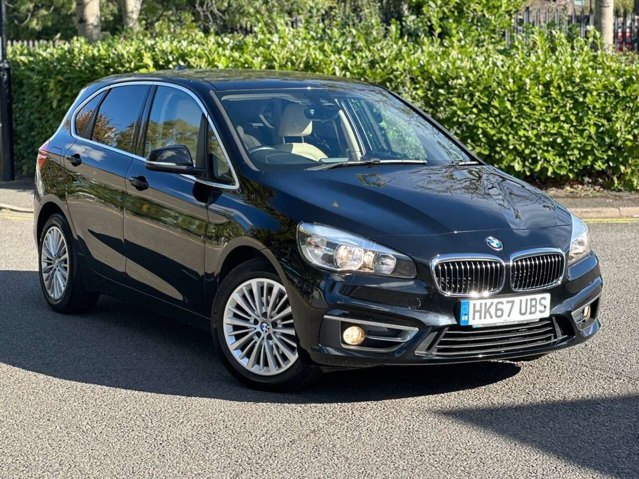 A 2018 BMW 2 SERIES ACTIVE TOURER 1.5 218i Luxury MPV 5dr Petrol Manual Euro 6 (s/s) (136 ps) A 2018 BMW 2 SERIES ACTIVE TOURER 1.5 218i Luxury MPV 5dr Petrol Manual Euro 6 (s/s) (136 ps)