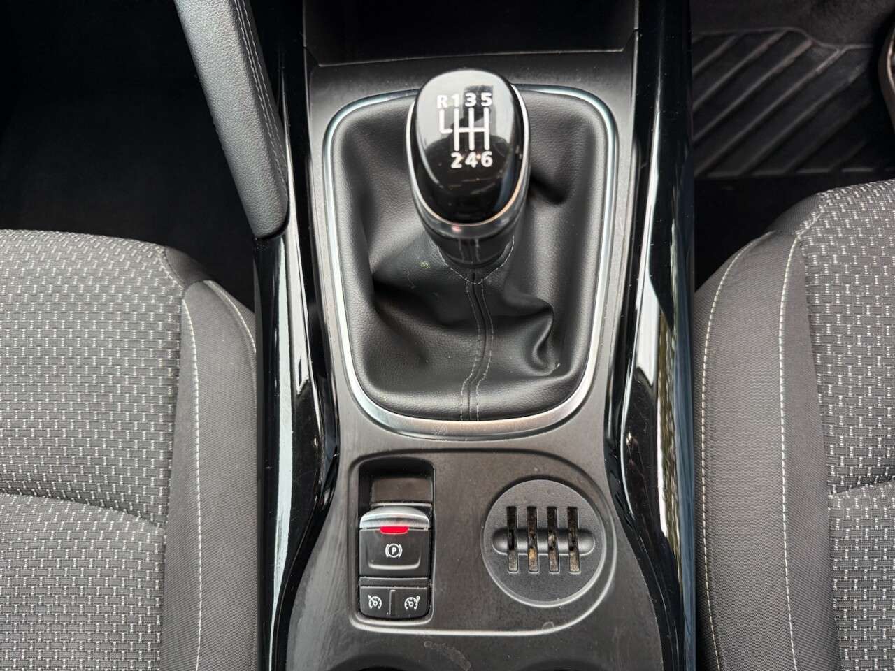 2016 RENAULT KADJAR 2016 RENAULT KADJAR