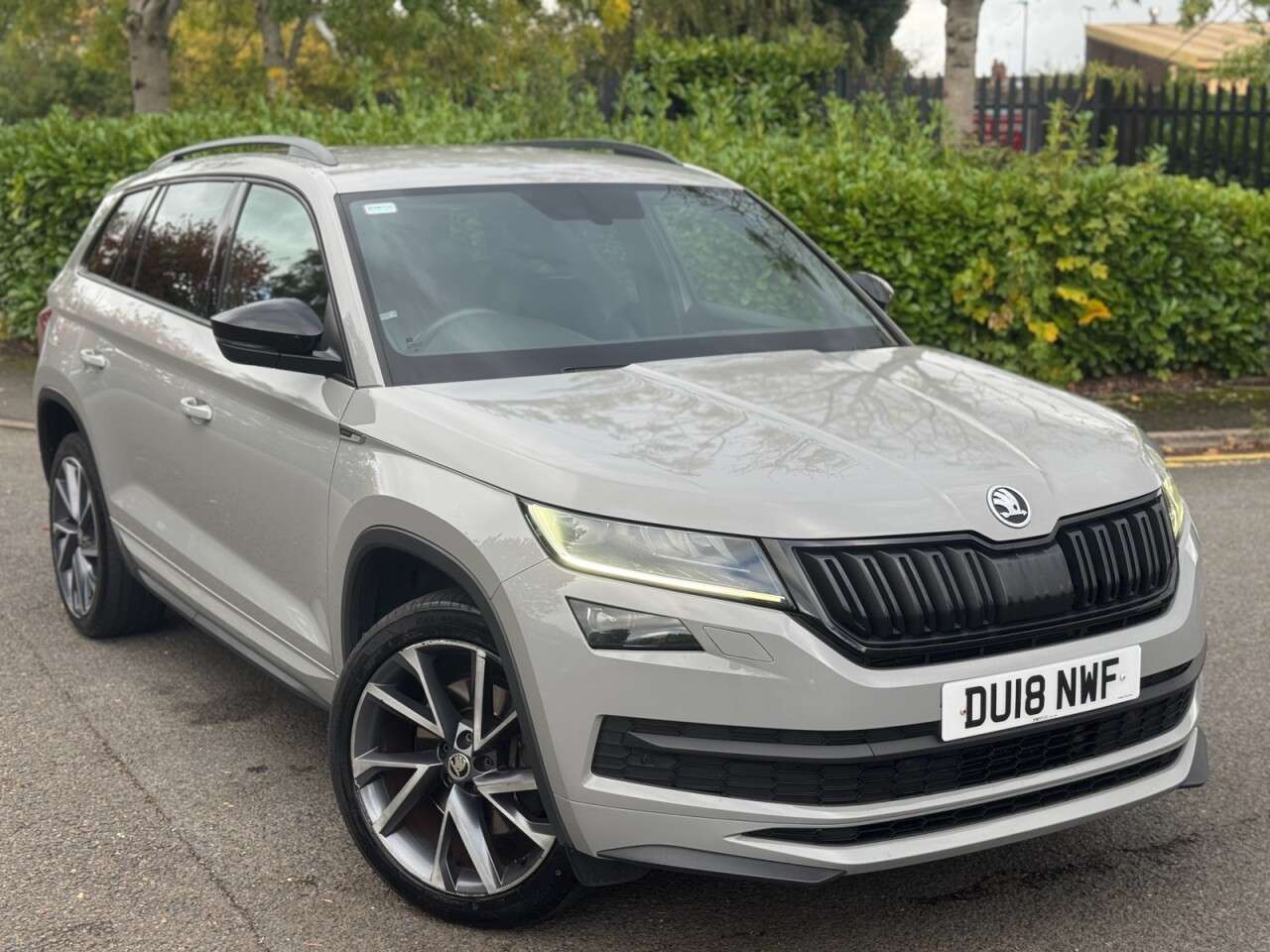 A 2018 SKODA KODIAQ 2.0 TDI SportLine SUV 5dr Diesel DSG 4WD Euro 6 (s/s) (7 Seat) (190 ps) ULE A 2018 SKODA KODIAQ 2.0 TDI SportLine SUV 5dr Diesel DSG 4WD Euro 6 (s/s) (7 Seat) (190 ps) ULE