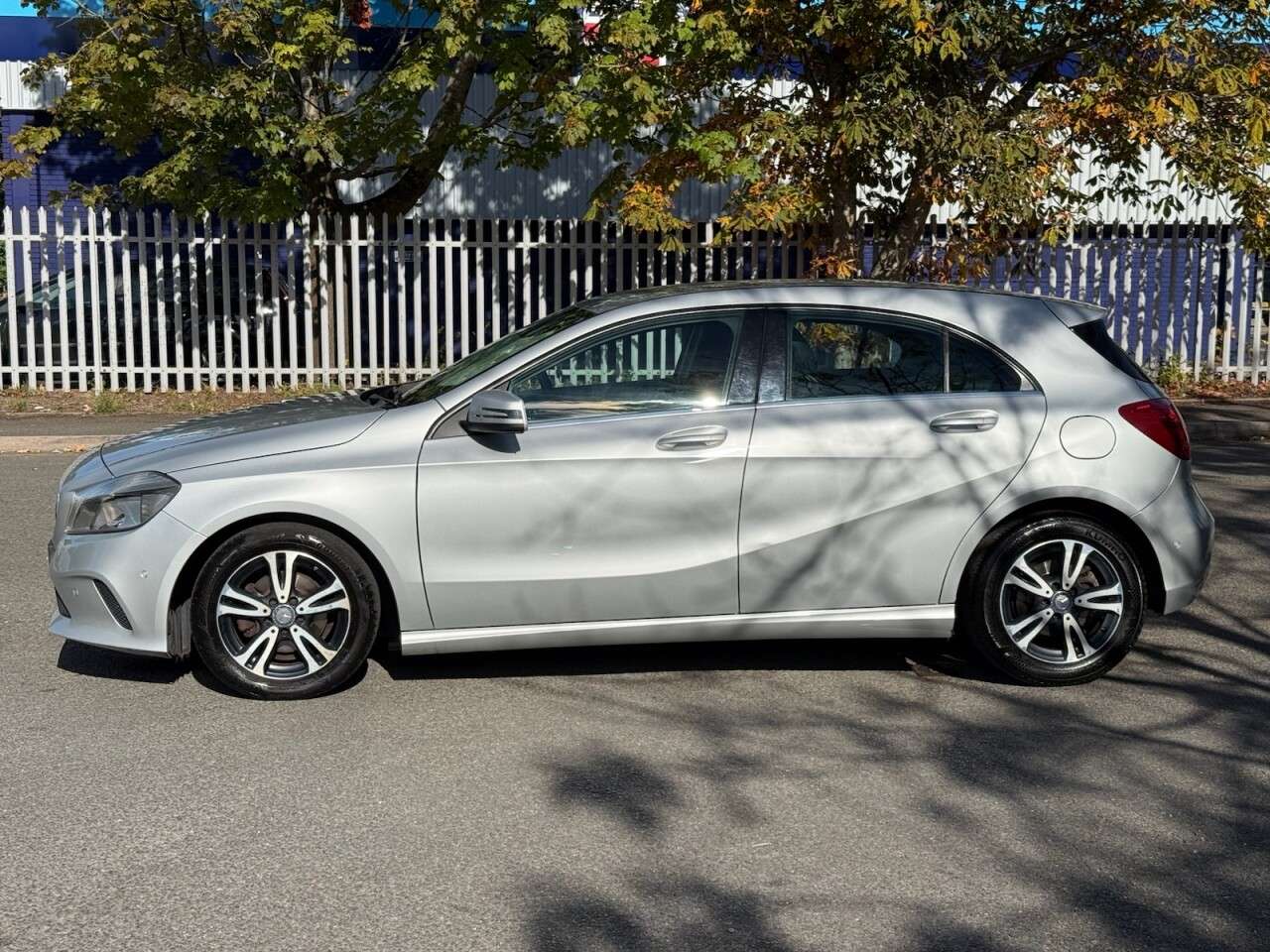 A 2016 MERCEDES-BENZ A CLASS 1.5 A180d SE (Executive) Hatchback 5dr Diesel Manual Euro 6 (s/s) (109 ps) A 2016 MERCEDES-BENZ A CLASS 1.5 A180d SE (Executive) Hatchback 5dr Diesel Manual Euro 6 (s/s) (109 ps)