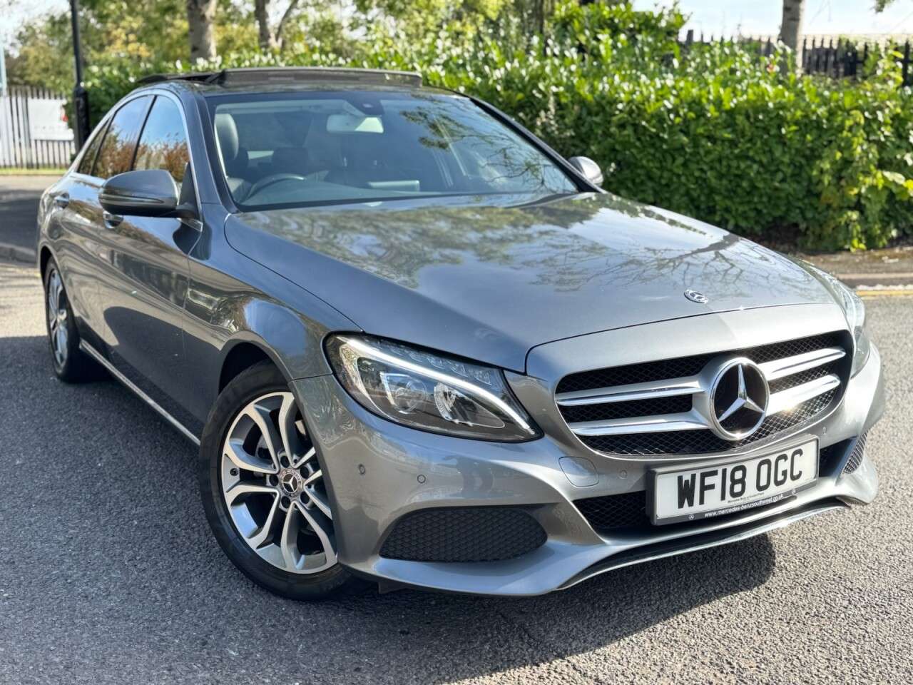 A 2018 MERCEDES-BENZ C CLASS 2.1 C220d Sport (Premium) Saloon 4dr Diesel G-Tronic+ Euro 6 (s/s) (170 ps) A 2018 MERCEDES-BENZ C CLASS 2.1 C220d Sport (Premium) Saloon 4dr Diesel G-Tronic+ Euro 6 (s/s) (170 ps)