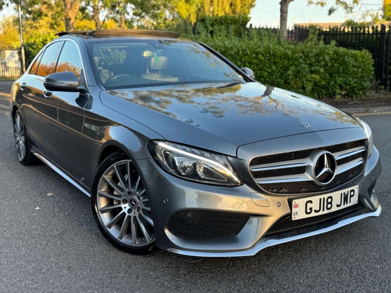 A 2018 MERCEDES-BENZ C CLASS 1.6 C200d AMG Line (Premium) Saloon 4dr Diesel G-Tronic+ Euro 6 (s/s) (136 A 2018 MERCEDES-BENZ C CLASS 1.6 C200d AMG Line (Premium) Saloon 4dr Diesel G-Tronic+ Euro 6 (s/s) (136