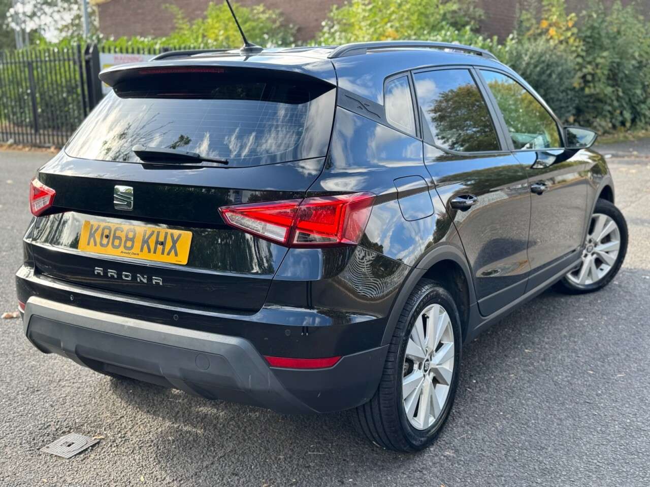 A 2018 SEAT ARONA 1.6 TDI SE Technology Lux SUV 5dr Diesel Manual Euro 6 (s/s) (115 ps) A 2018 SEAT ARONA 1.6 TDI SE Technology Lux SUV 5dr Diesel Manual Euro 6 (s/s) (115 ps)