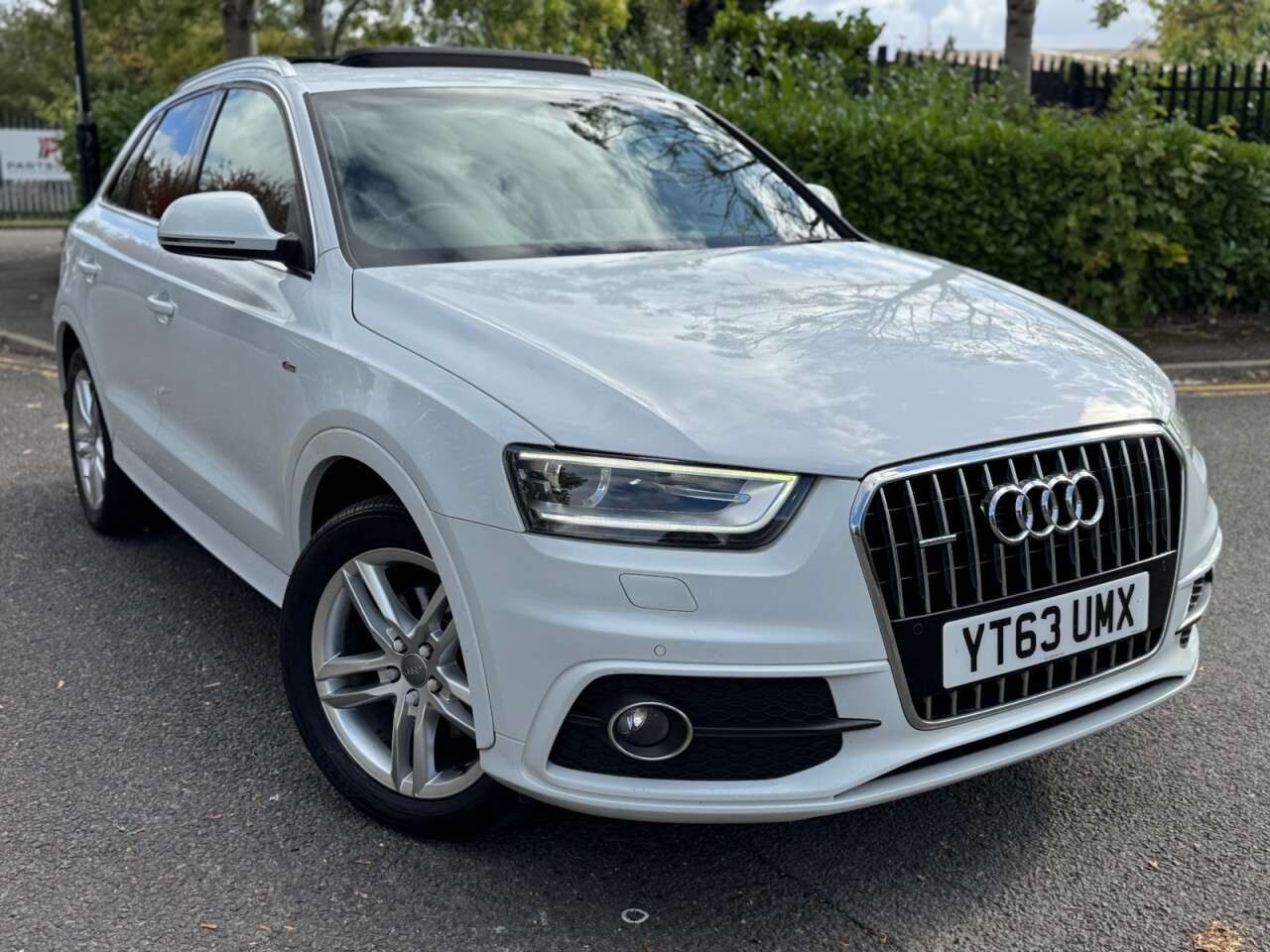 A 2013 AUDI Q3 2.0 TDI S line SUV 5dr Diesel S Tronic quattro Euro 5 (s/s) (177 ps) A 2013 AUDI Q3 2.0 TDI S line SUV 5dr Diesel S Tronic quattro Euro 5 (s/s) (177 ps)