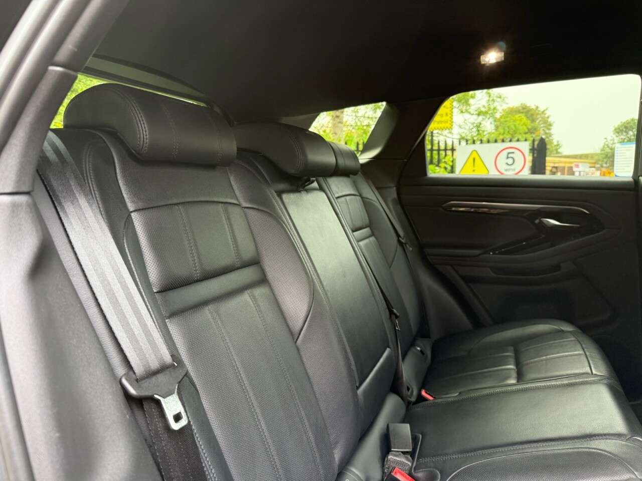 2019 LAND ROVER RANGE ROVER EVOQUE 2019 LAND ROVER RANGE ROVER EVOQUE