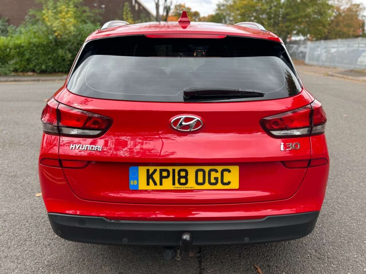 A 2018 HYUNDAI I30 1.0 T-GDi SE Nav Tourer 5dr Petrol Manual Euro 6 (s/s) (120 ps) A 2018 HYUNDAI I30 1.0 T-GDi SE Nav Tourer 5dr Petrol Manual Euro 6 (s/s) (120 ps)
