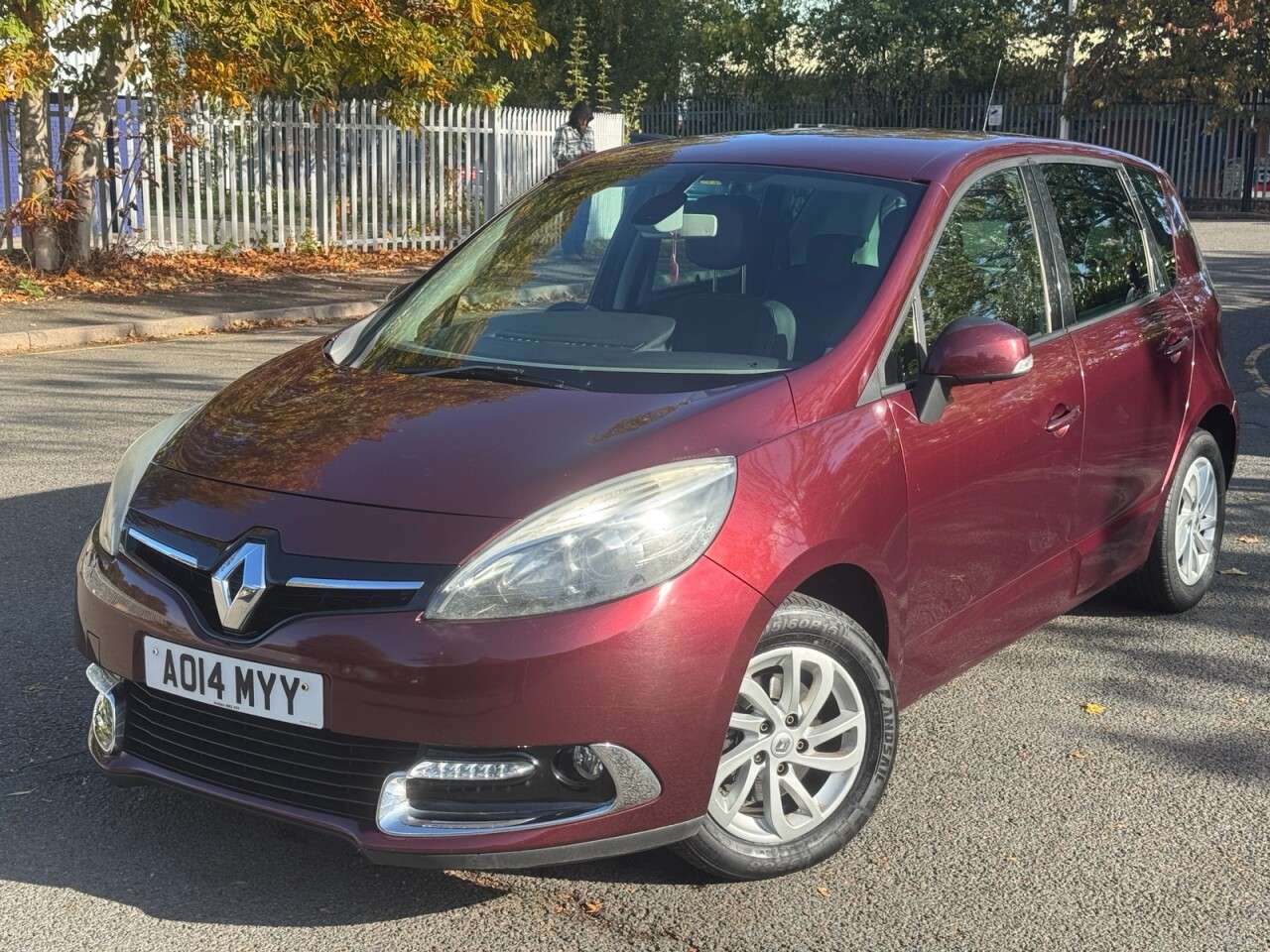 A 2014 RENAULT SCENIC 1.5 dCi ENERGY Dynamique TomTom MPV 5dr Diesel Manual Euro 5 (s/s) (110 ps) A 2014 RENAULT SCENIC 1.5 dCi ENERGY Dynamique TomTom MPV 5dr Diesel Manual Euro 5 (s/s) (110 ps)