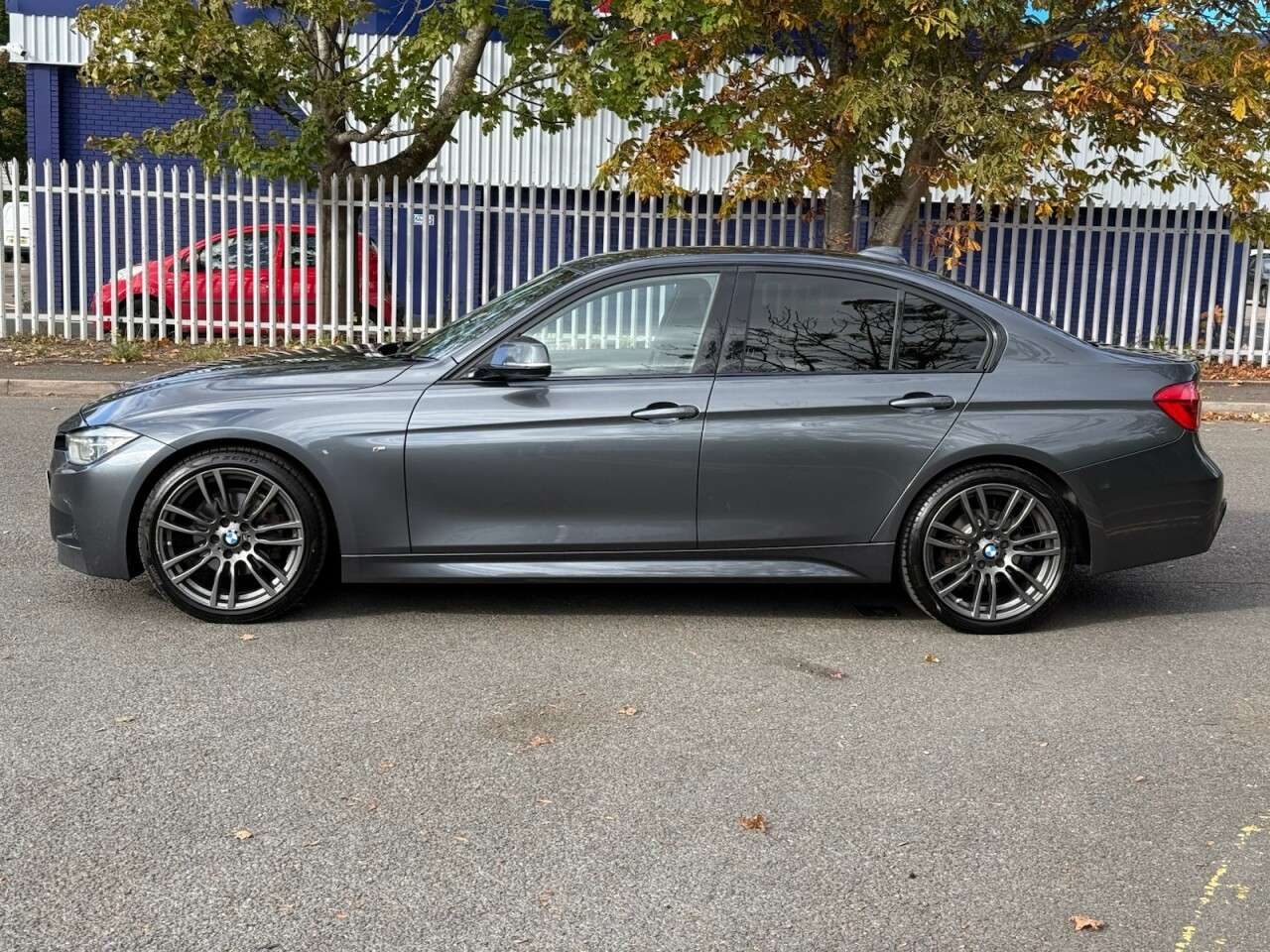 A 2016 BMW 3 SERIES 320D M SPORT A 2016 BMW 3 SERIES 320D M SPORT