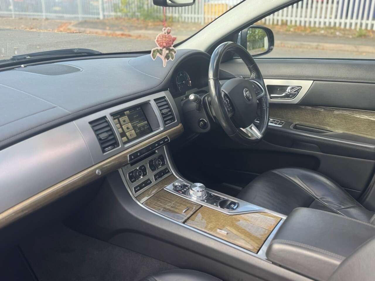 2014 JAGUAR XF 2014 JAGUAR XF