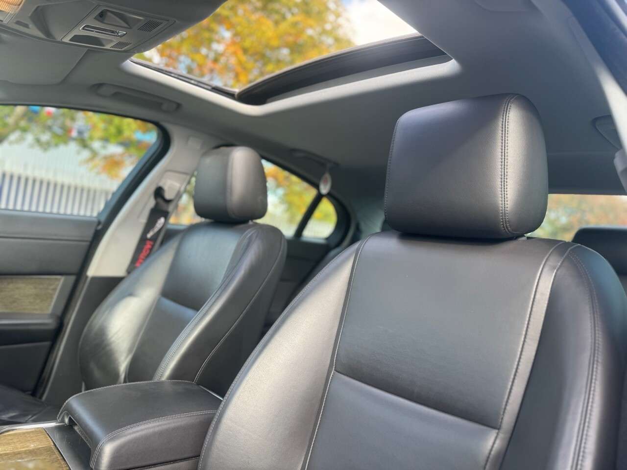 2014 JAGUAR XF 2014 JAGUAR XF