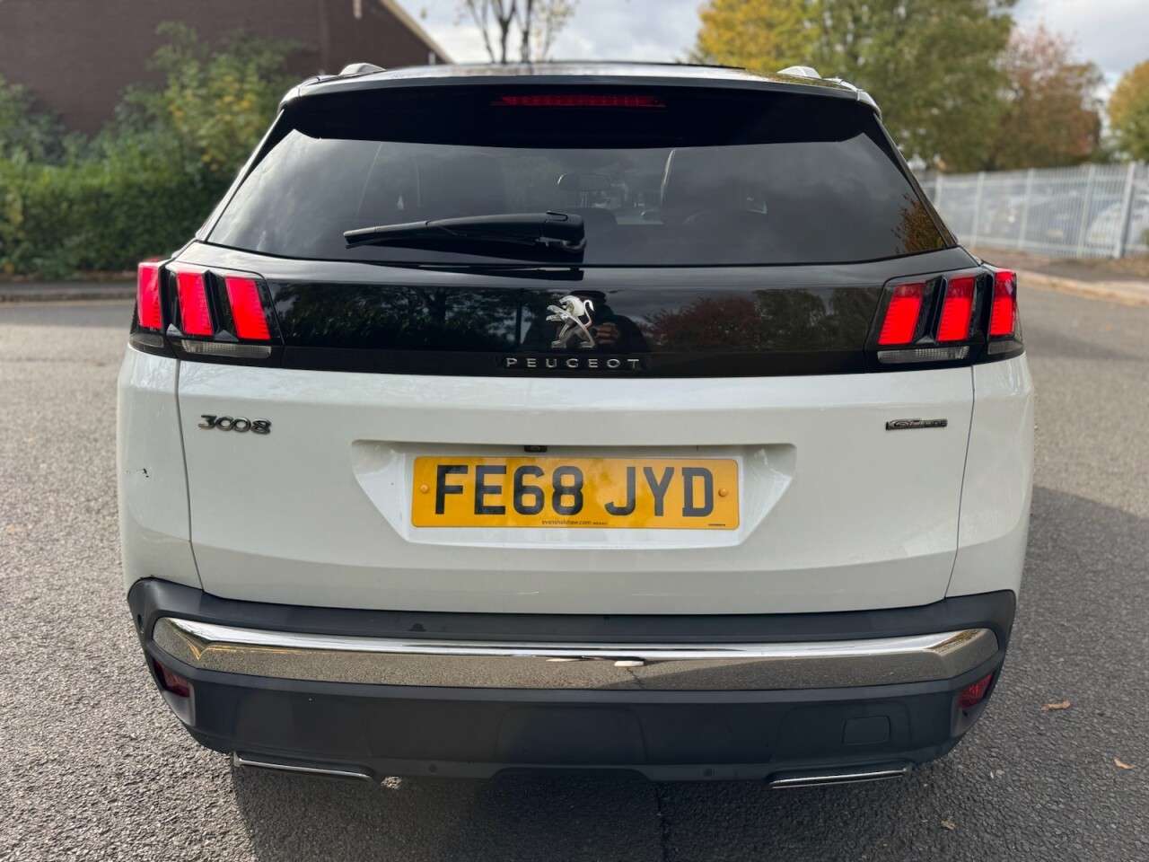 A 2019 PEUGEOT 3008 1.2 PureTech GT Line SUV 5dr Petrol Manual Euro 6 (s/s) (130 ps) A 2019 PEUGEOT 3008 1.2 PureTech GT Line SUV 5dr Petrol Manual Euro 6 (s/s) (130 ps)