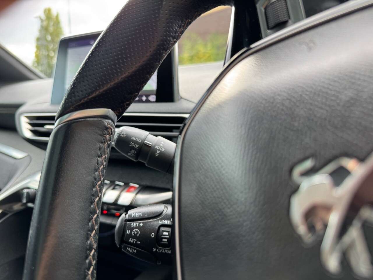 2019 PEUGEOT 3008 2019 PEUGEOT 3008
