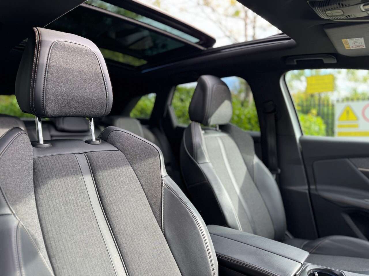 2019 PEUGEOT 3008 2019 PEUGEOT 3008
