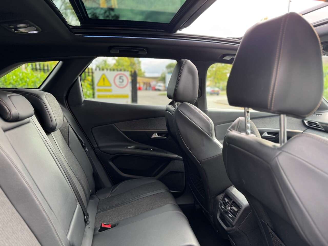 2019 PEUGEOT 3008 2019 PEUGEOT 3008
