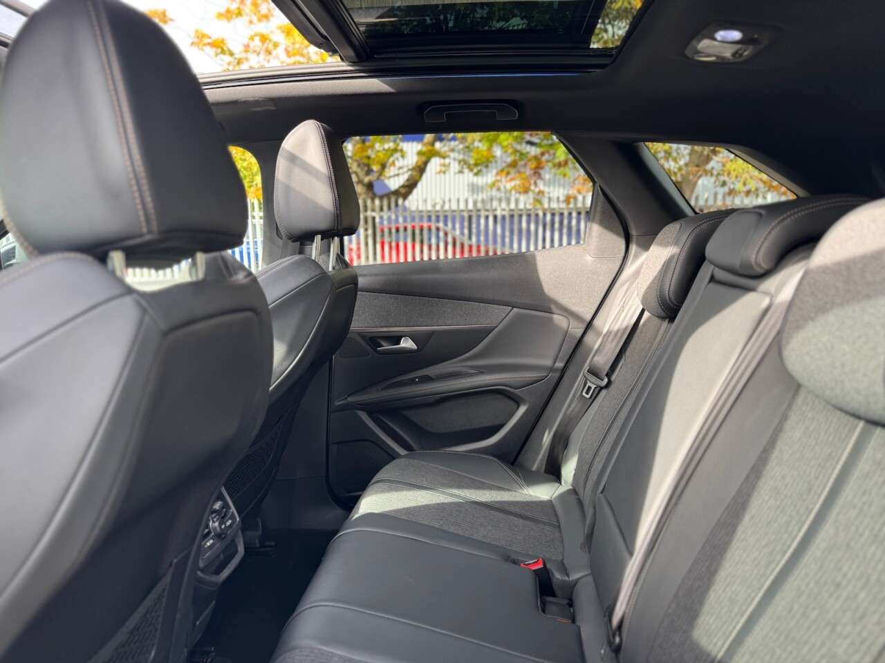 2019 PEUGEOT 3008 2019 PEUGEOT 3008