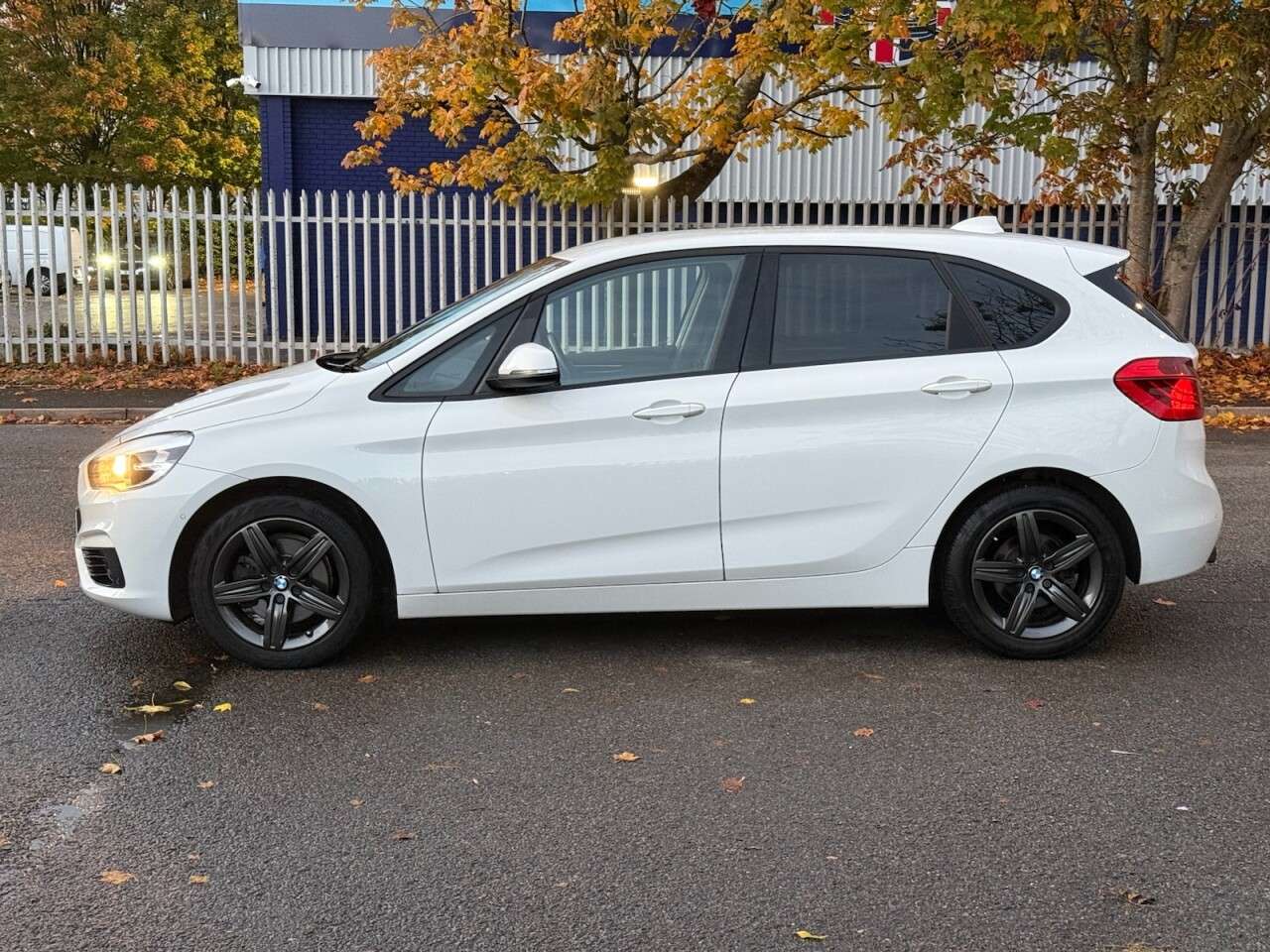 A 2014 BMW 2 SERIES ACTIVE TOURER 1.5 218i Sport MPV 5dr Petrol Manual Euro 6 (s/s) (136 ps) A 2014 BMW 2 SERIES ACTIVE TOURER 1.5 218i Sport MPV 5dr Petrol Manual Euro 6 (s/s) (136 ps)
