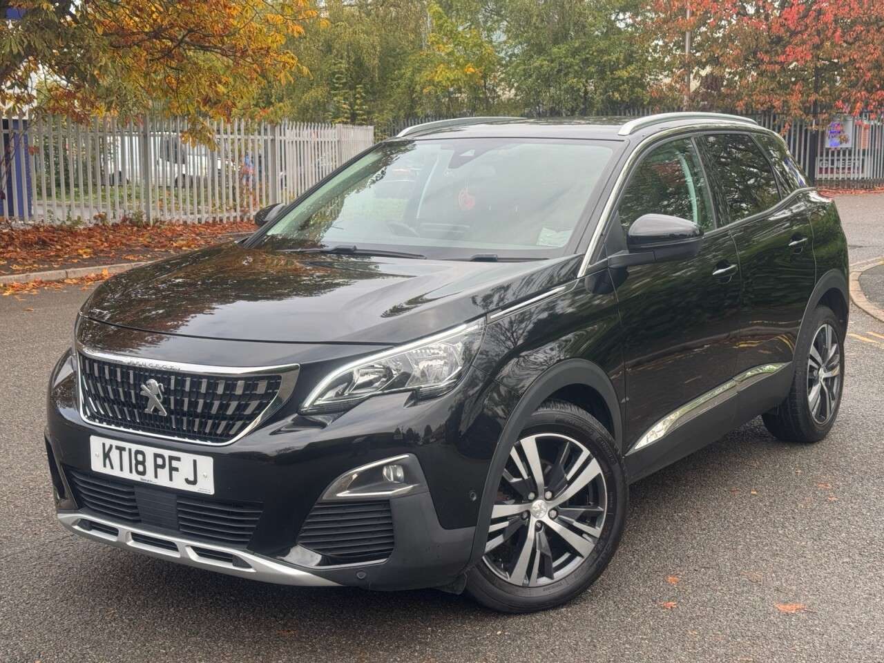 A 2018 PEUGEOT 3008 1.2 PureTech Allure SUV 5dr Petrol EAT Euro 6 (s/s) (130 ps) A 2018 PEUGEOT 3008 1.2 PureTech Allure SUV 5dr Petrol EAT Euro 6 (s/s) (130 ps)