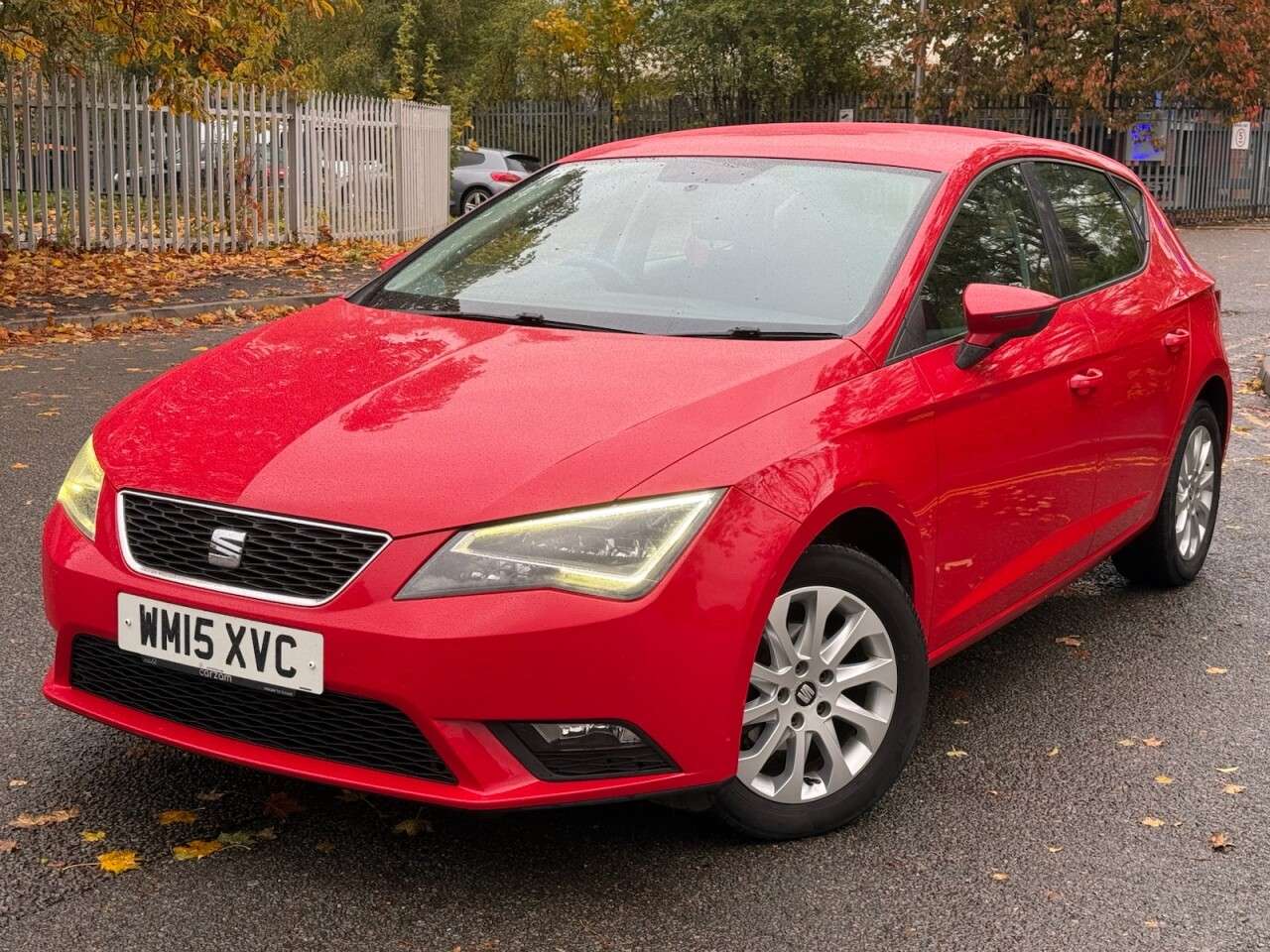 A 2015 SEAT LEON 1.2 TSI SE Hatchback 5dr Petrol Manual Euro 6 (s/s) (110 ps) A 2015 SEAT LEON 1.2 TSI SE Hatchback 5dr Petrol Manual Euro 6 (s/s) (110 ps)
