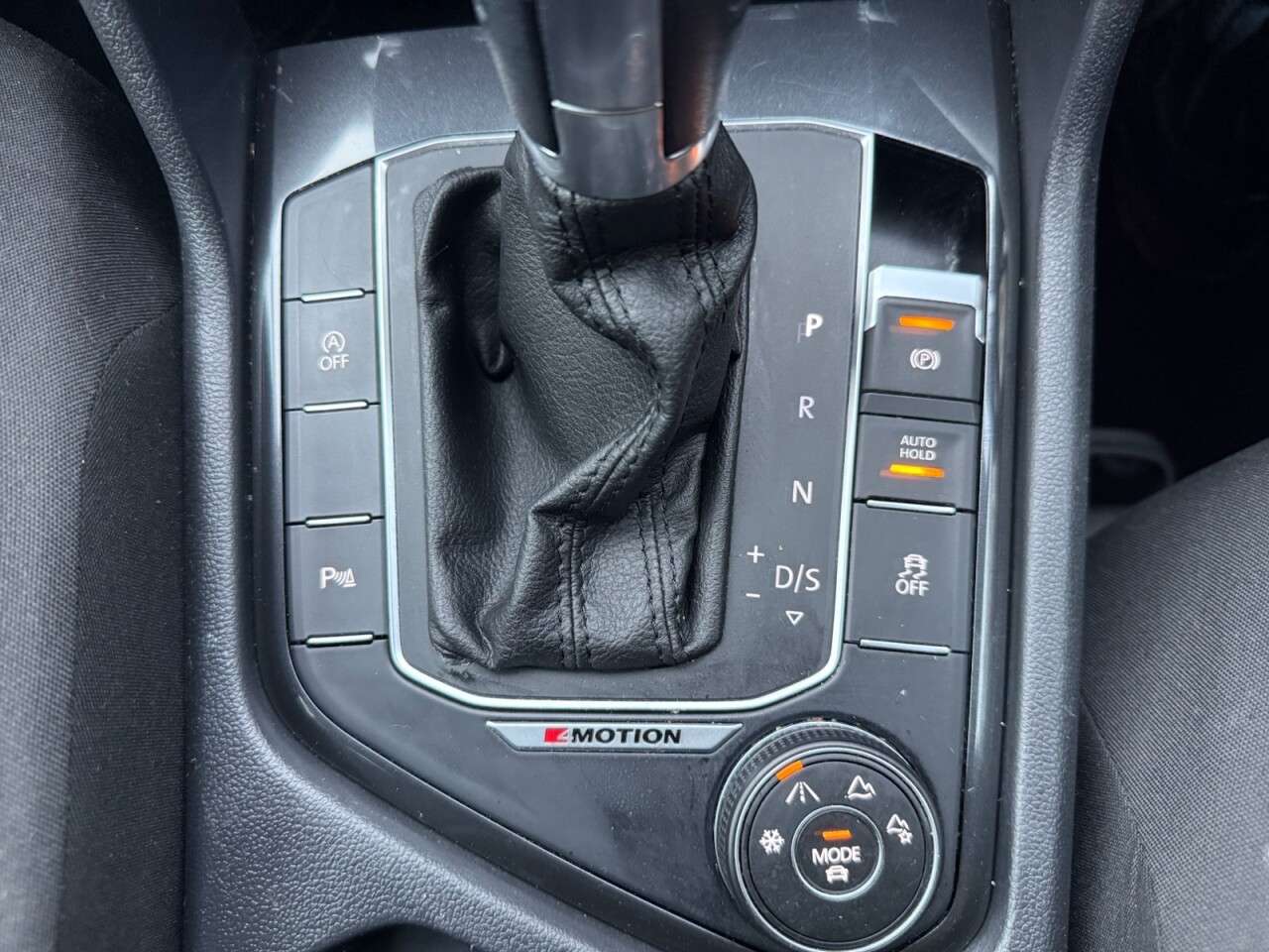 2016 VOLKSWAGEN TIGUAN 2016 VOLKSWAGEN TIGUAN