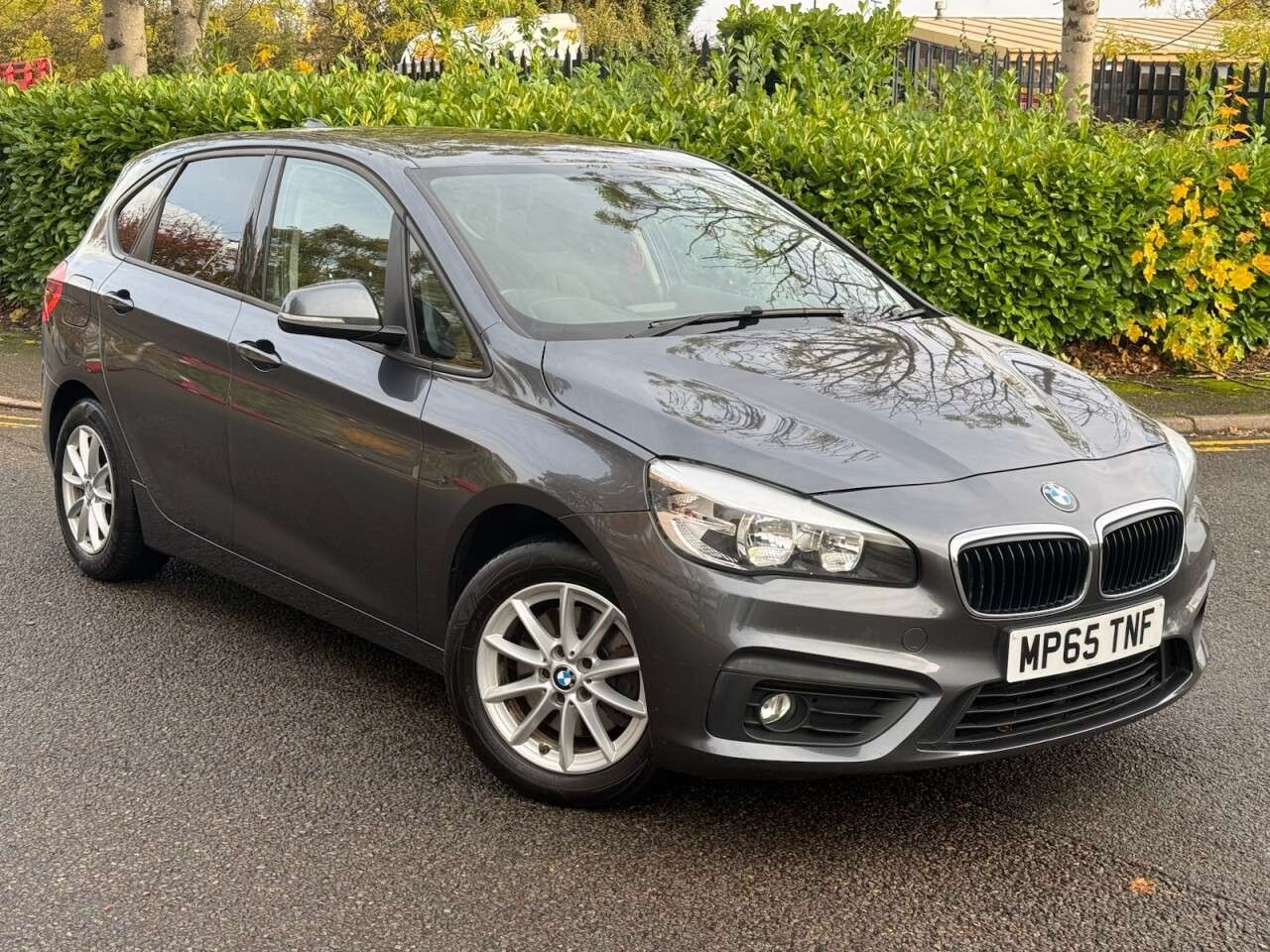 A 2015 BMW 2 SERIES ACTIVE TOURER 1.5 218i SE MPV 5dr Petrol Manual Euro 6 (s/s) (136 ps) A 2015 BMW 2 SERIES ACTIVE TOURER 1.5 218i SE MPV 5dr Petrol Manual Euro 6 (s/s) (136 ps)