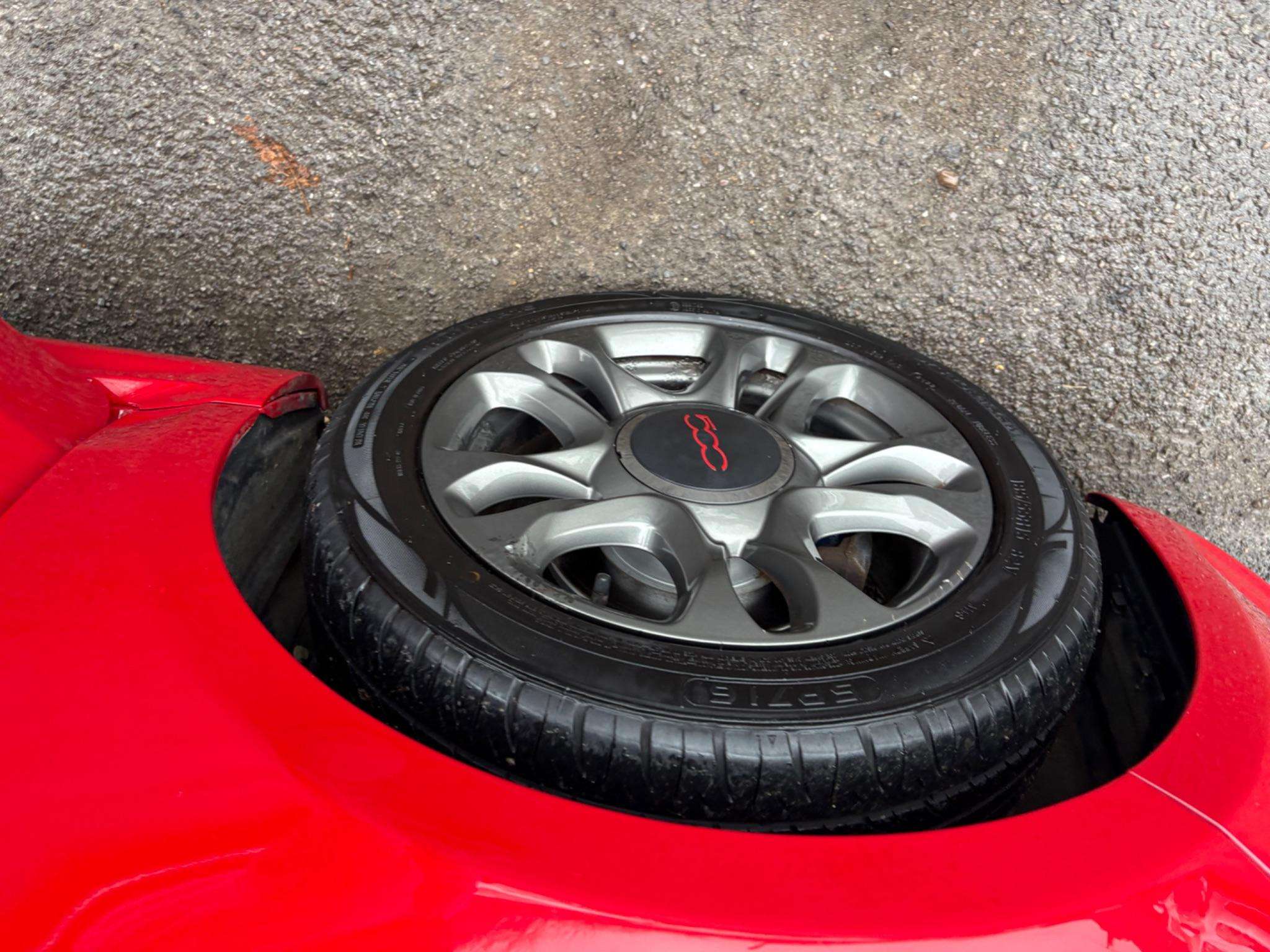 2013 FIAT 500 2013 FIAT 500