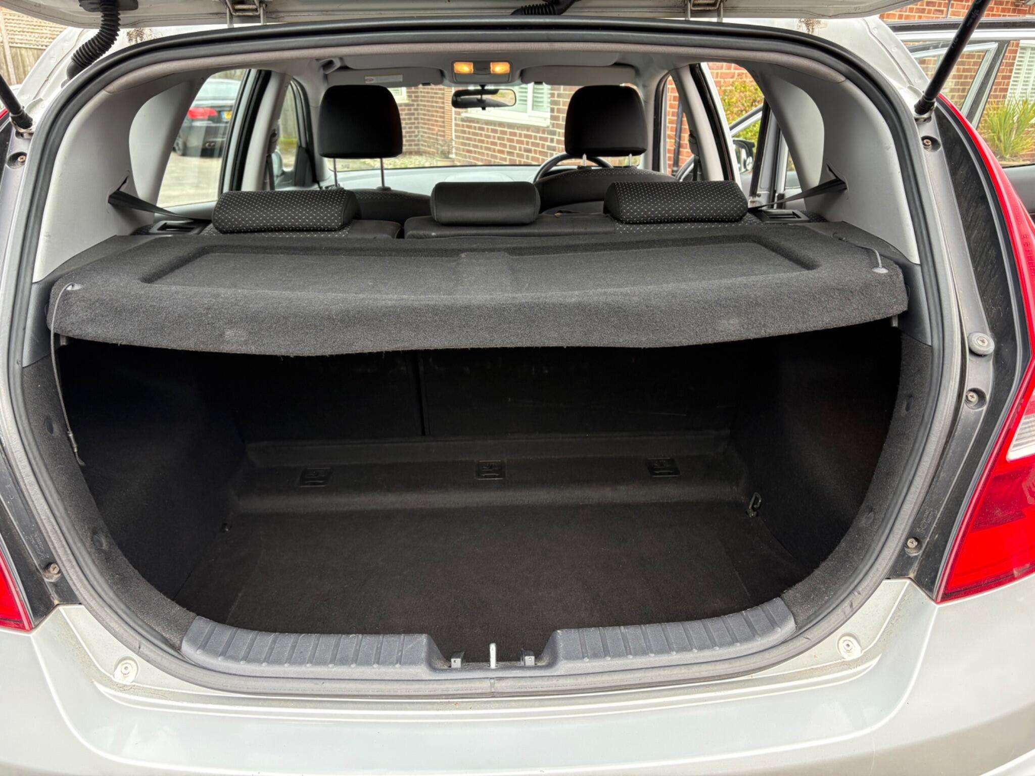 2010 HYUNDAI I30 2010 HYUNDAI I30