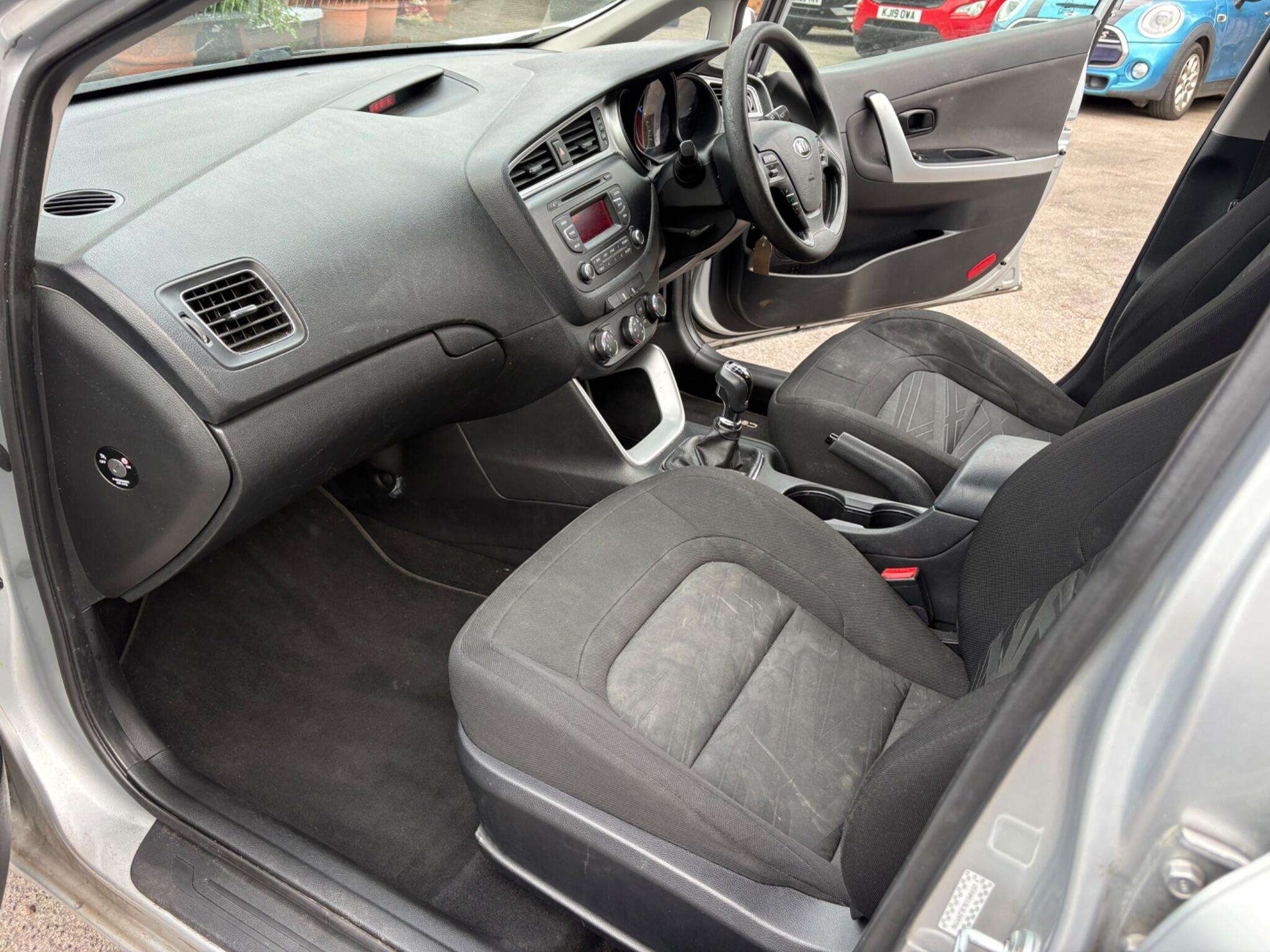 2016 KIA CEED 2016 KIA CEED