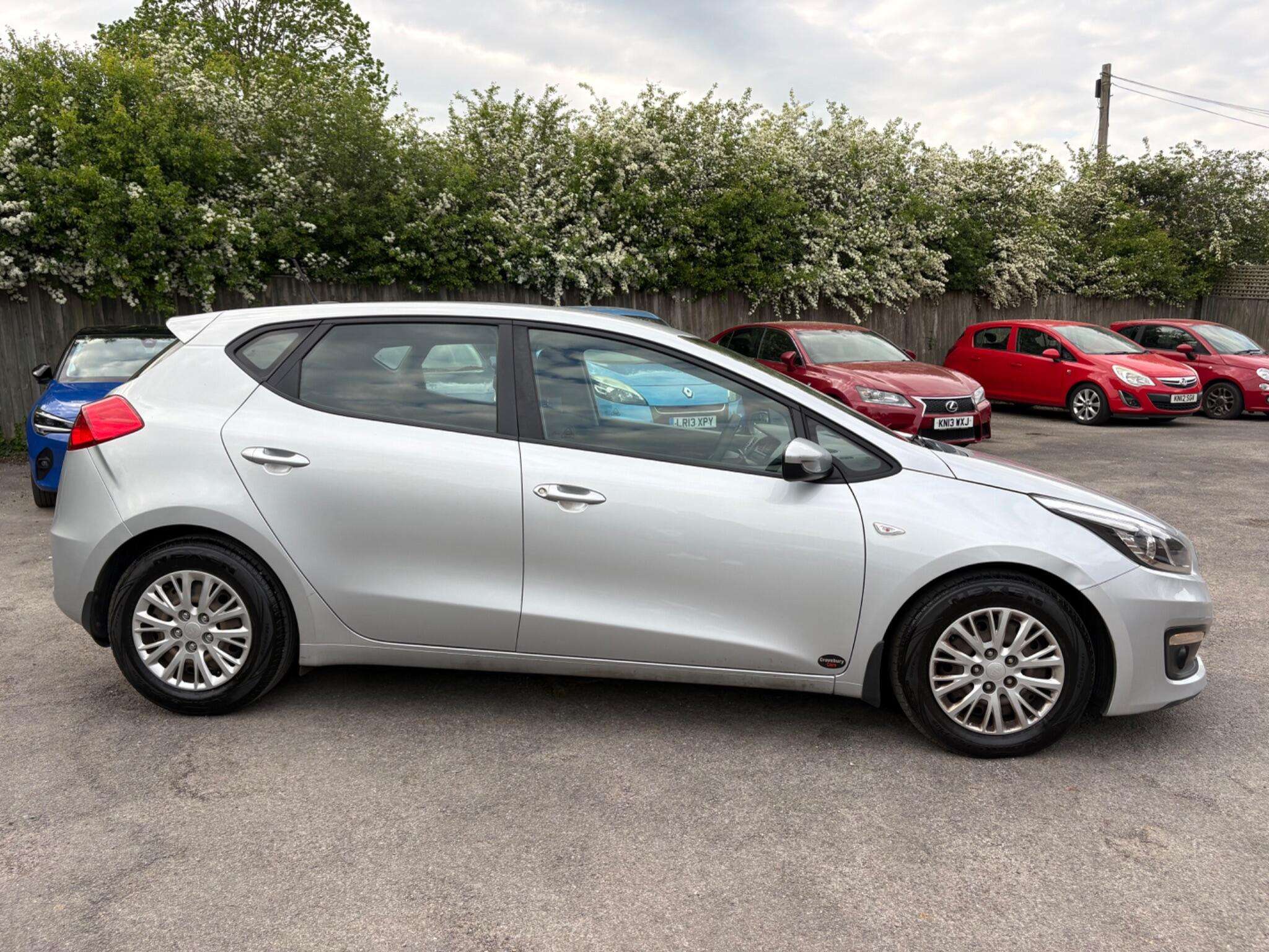 A 2016 KIA CEED 1.4 CRDi 1 Euro 6 5dr A 2016 KIA CEED 1.4 CRDi 1 Euro 6 5dr